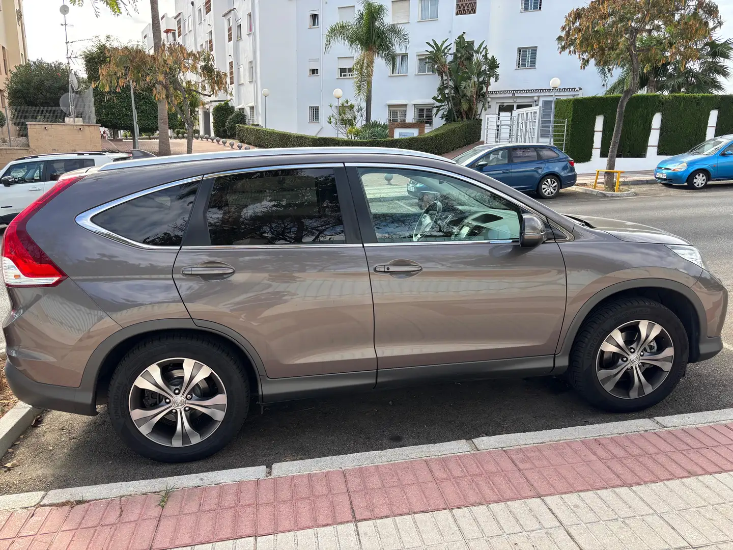 Honda CR-V CR-V 2.2i-DTEC Luxury Aut. 4x4 Luxury - 2