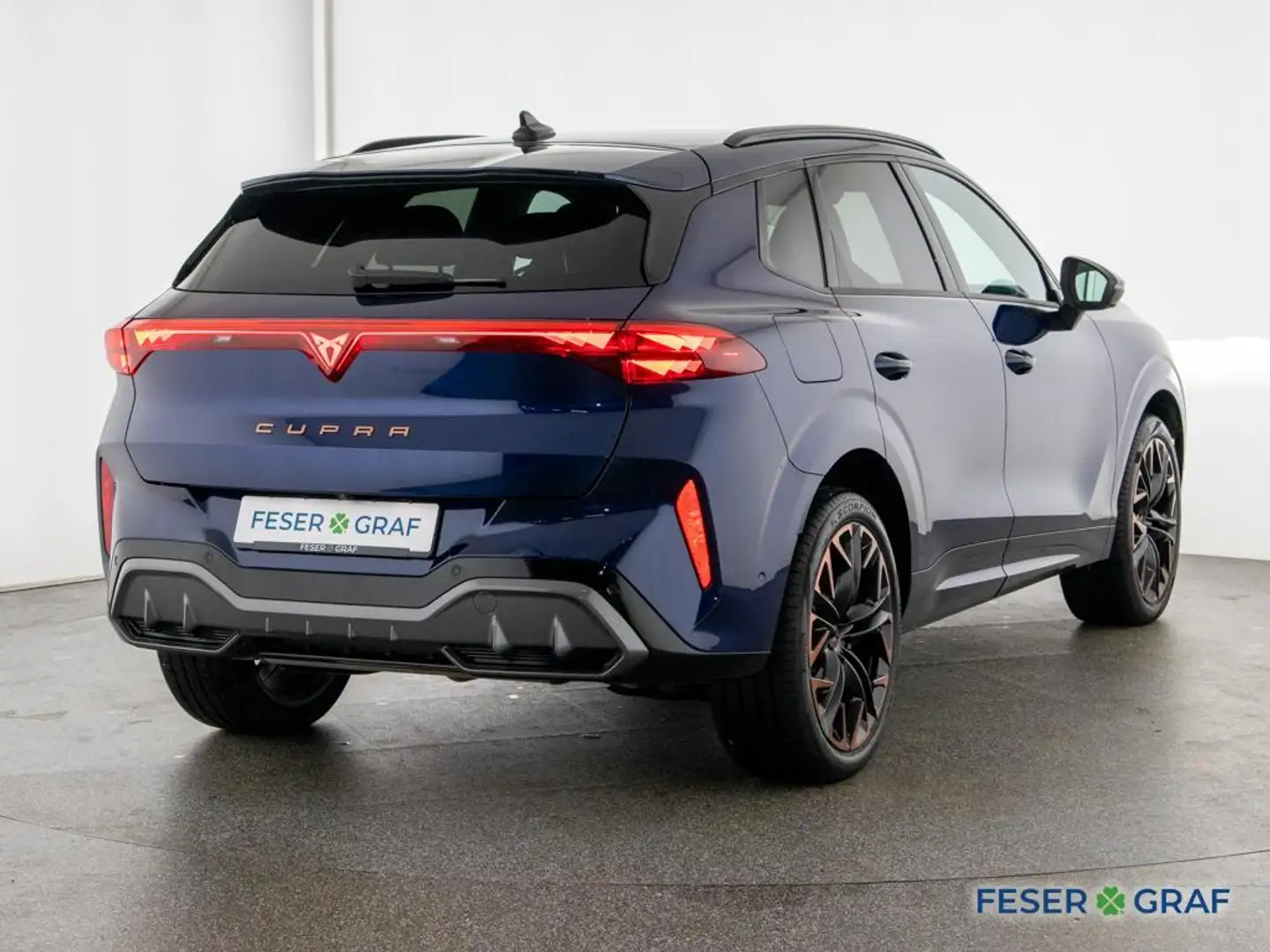 CUPRA Terramar 1.5 e-Hybrid VZ DSG AHK LED ACC HeadUpDisplay Blau - 2