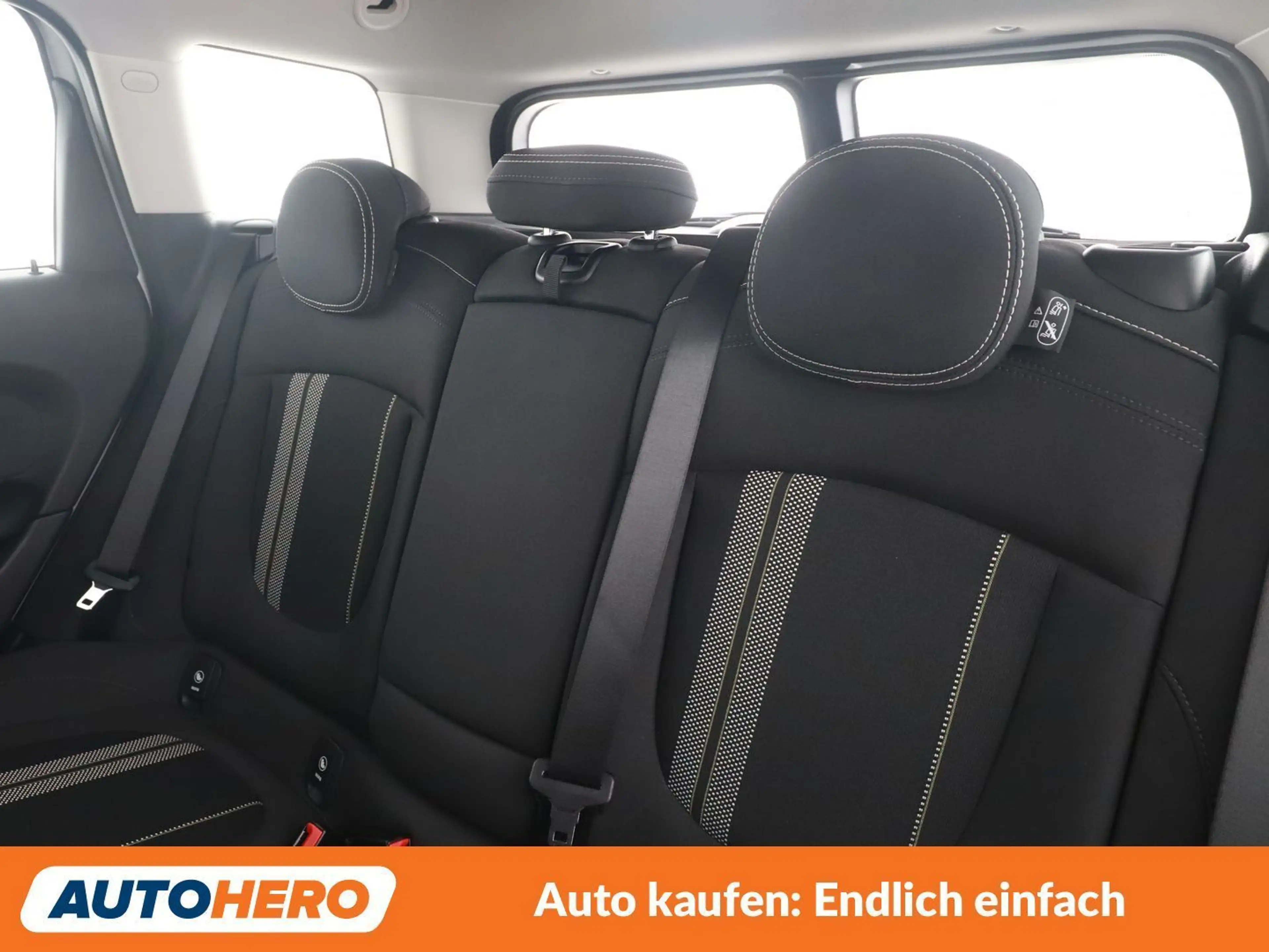 MINI Cooper S Clubman Cooper S — photo 14