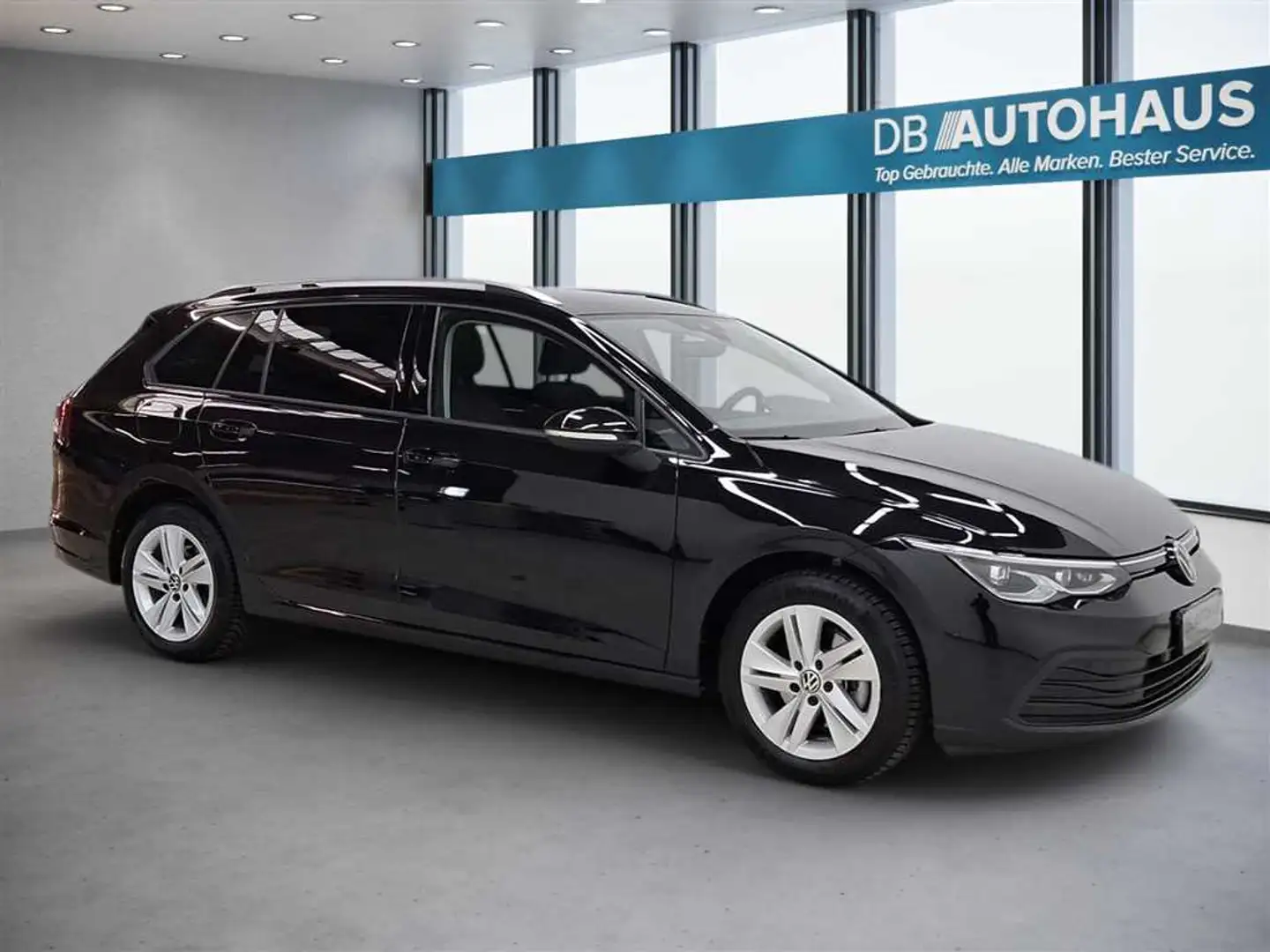 Volkswagen Golf Life 1.5 eTSI DSG Zwart - 2