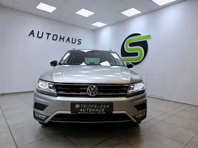 Volkswagen Tiguan view 2