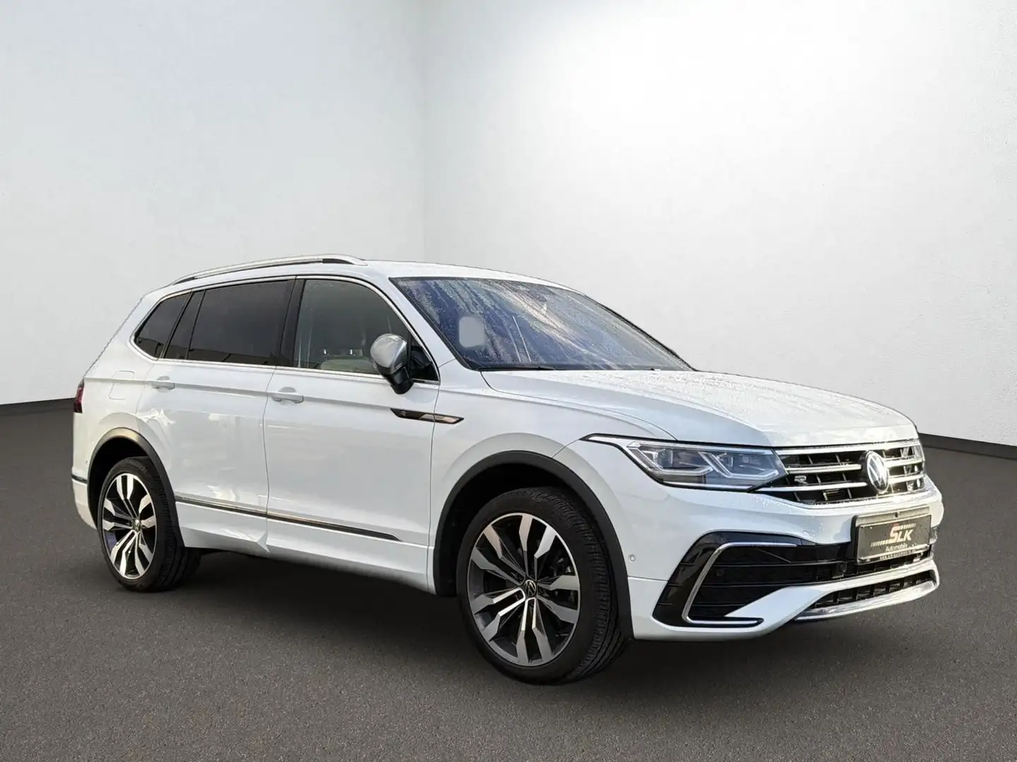 Volkswagen Tiguan Allspace 2.0TDi 4M. R-Line LED HeadUp AHK Weiß - 2