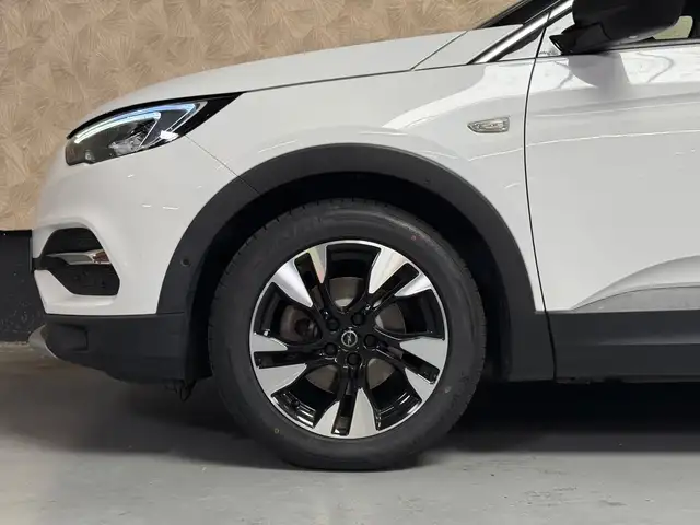 Opel Grandland X view 5