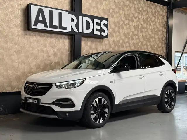 Opel Grandland X view 4