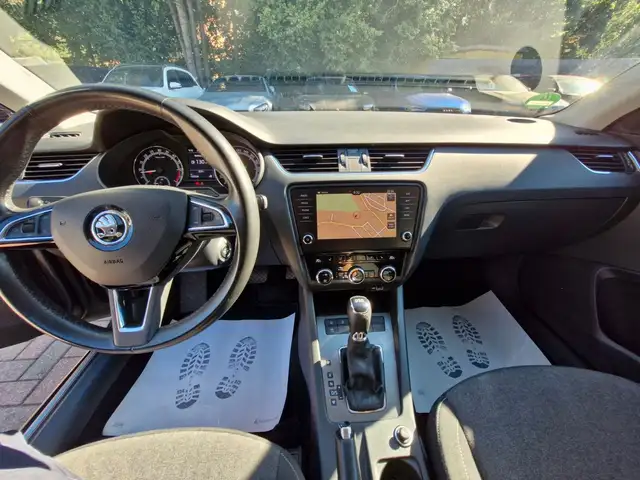 Skoda Octavia view 11