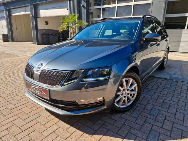 Skoda Octavia main image
