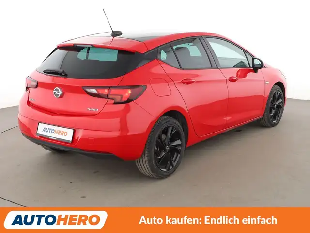 Opel Astra view 6