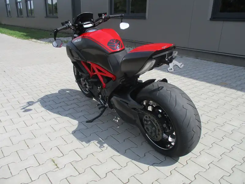 Ducati Diavel - foto 5
