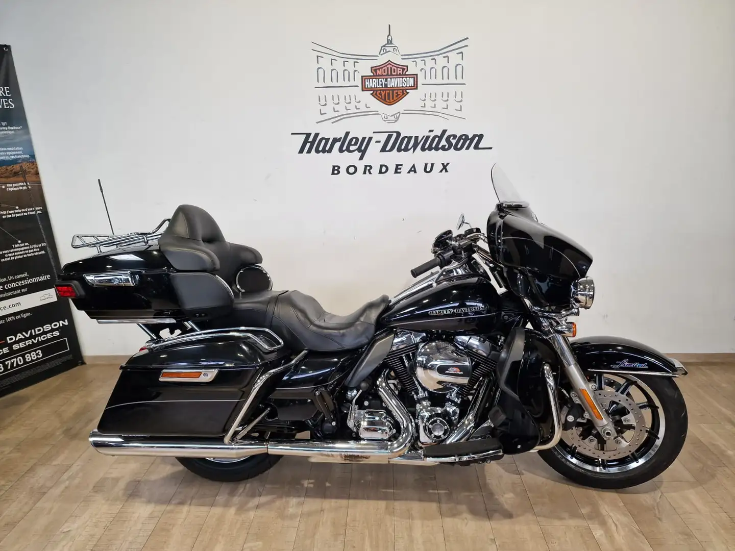 Harley-Davidson Electra Glide Negru - 1