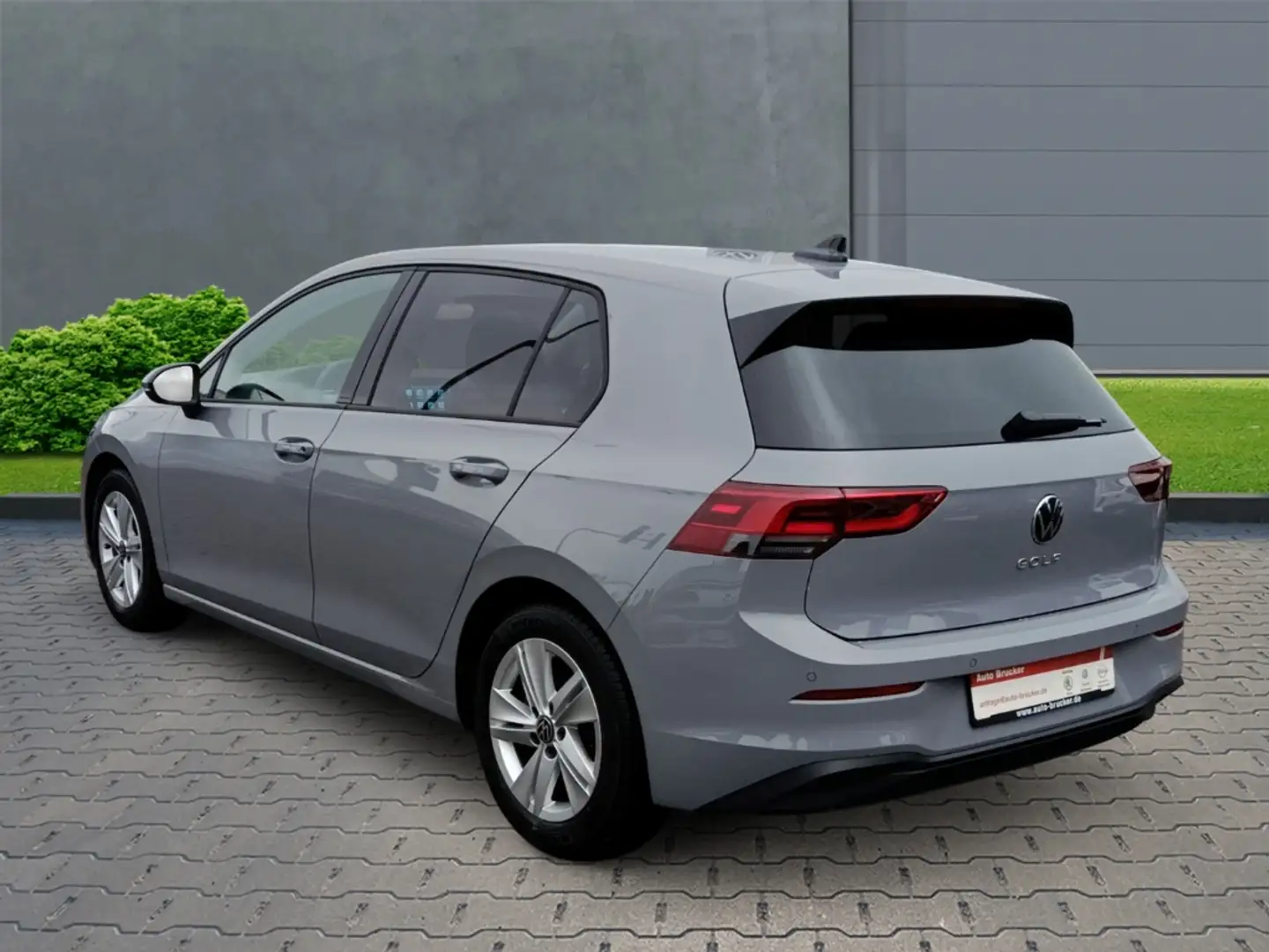 Volkswagen Golf VIII Life 1.5 TSI+Sportfahrwerk+Tempomat+Sitzheizu Grau - 2