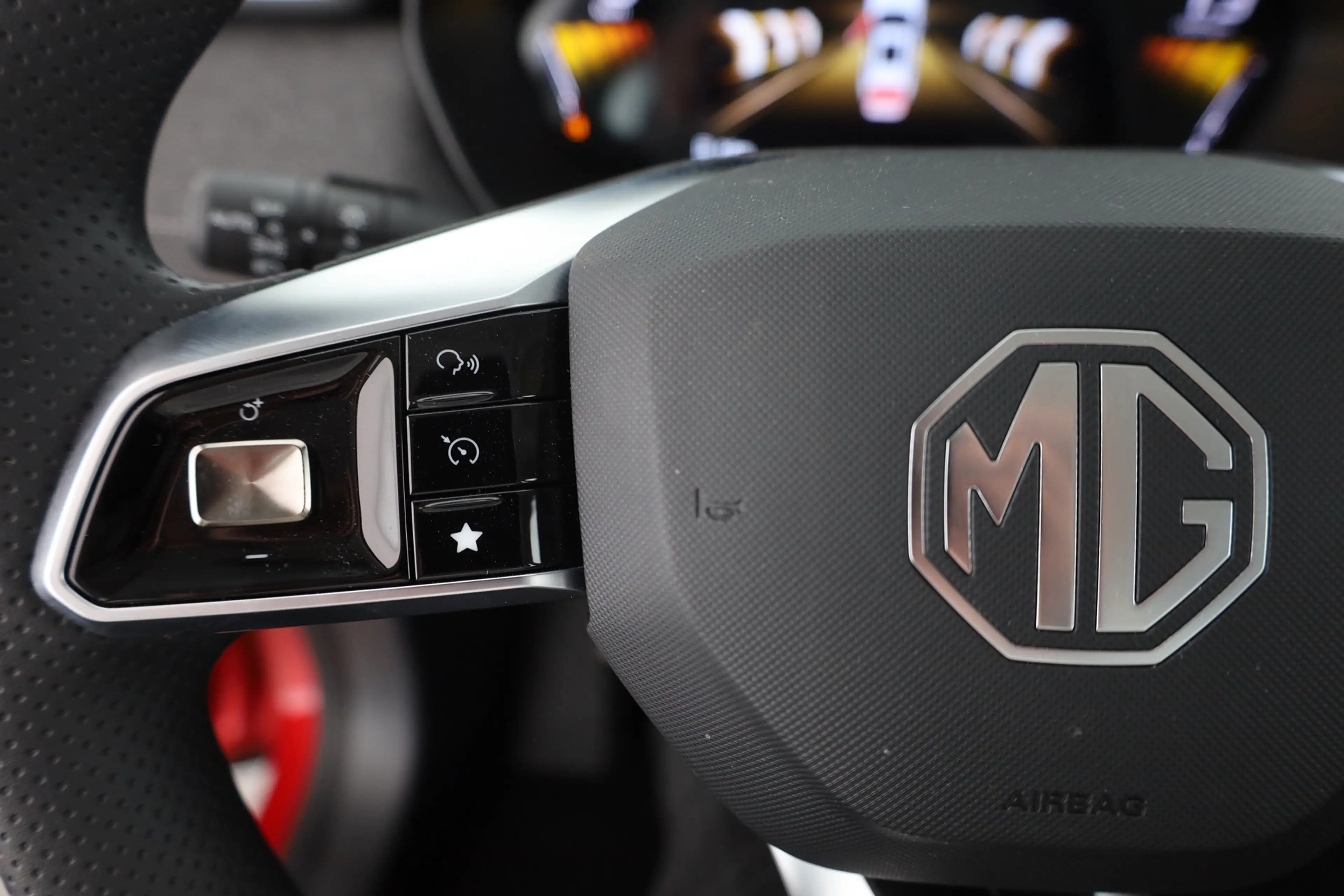 MG ZS 1.5 VTi-Tech Standard Navi Kamera Tempomat — photo 15
