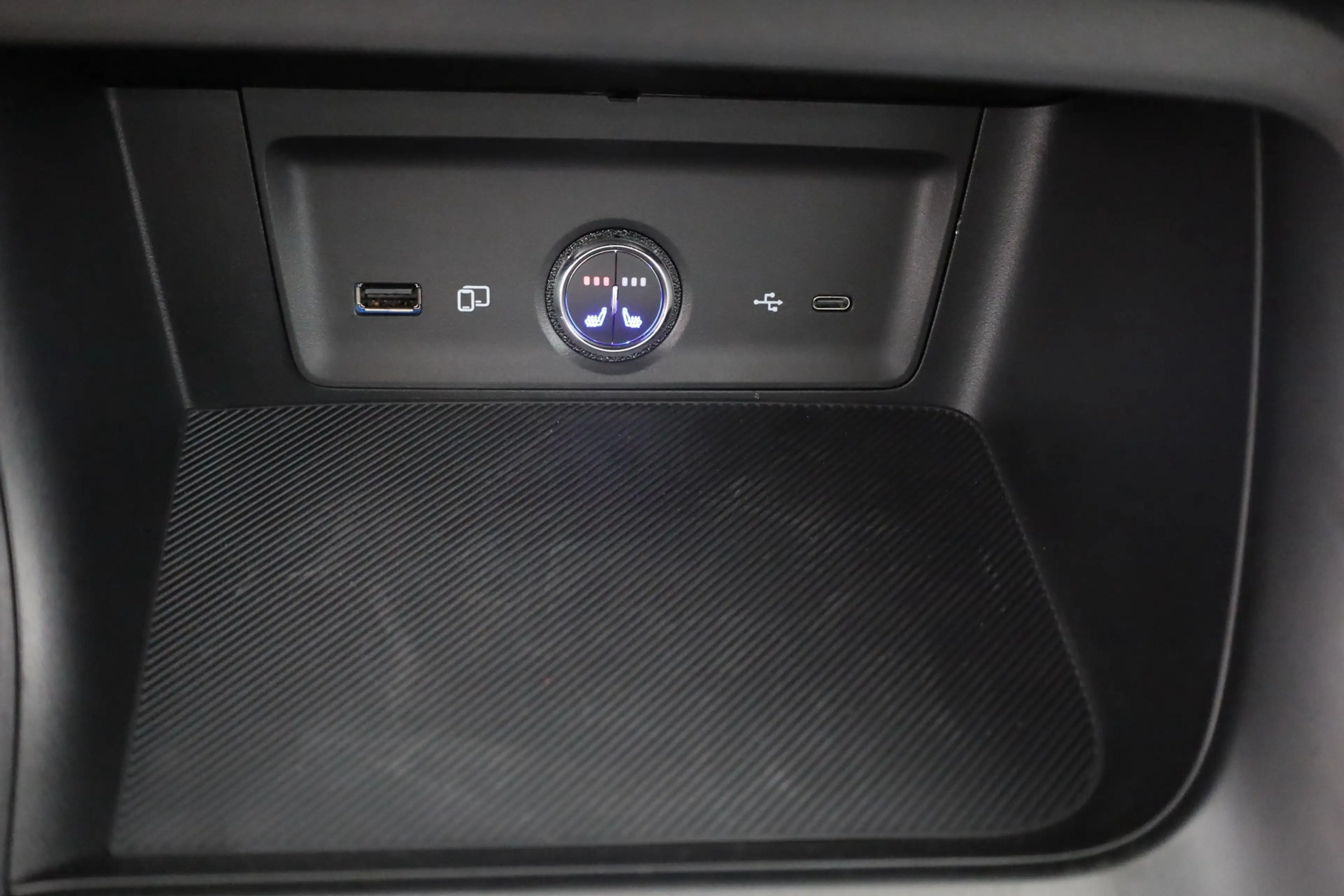 MG ZS 1.5 VTi-Tech Standard Navi Kamera Tempomat — photo 12