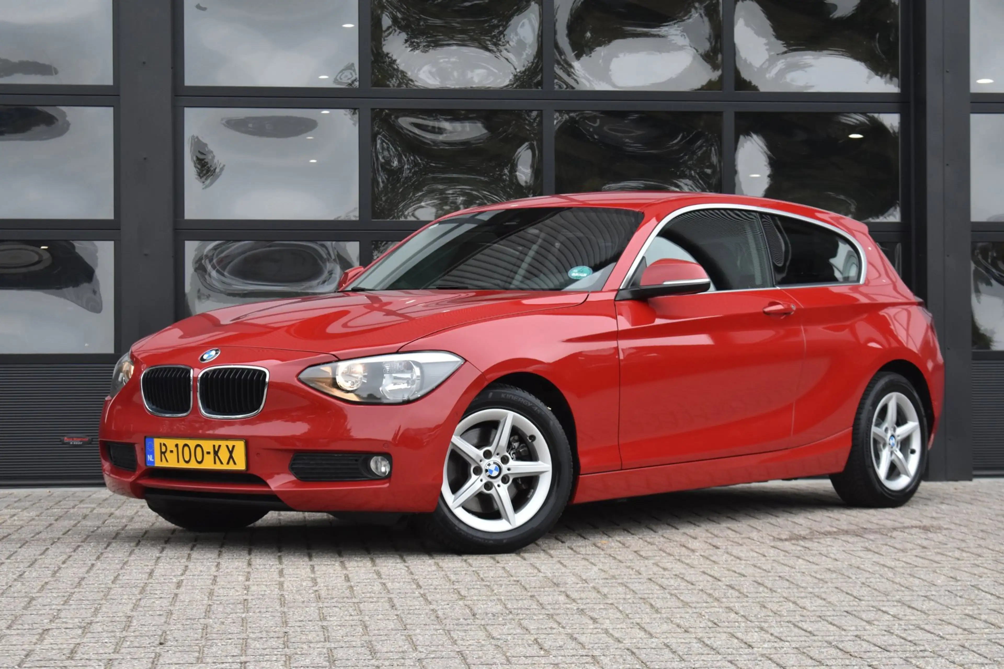 BMW 125 1-serie 125i '14 Navi Cruise Airco Inruil mogelijk