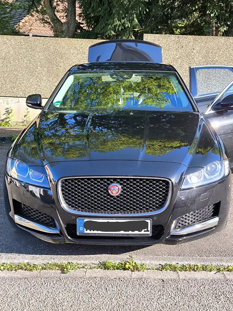 Jaguar XF 20d Aut. Prestige-Navi-Kamera-SHZ-Tempomat-PDC Schwarz - 2