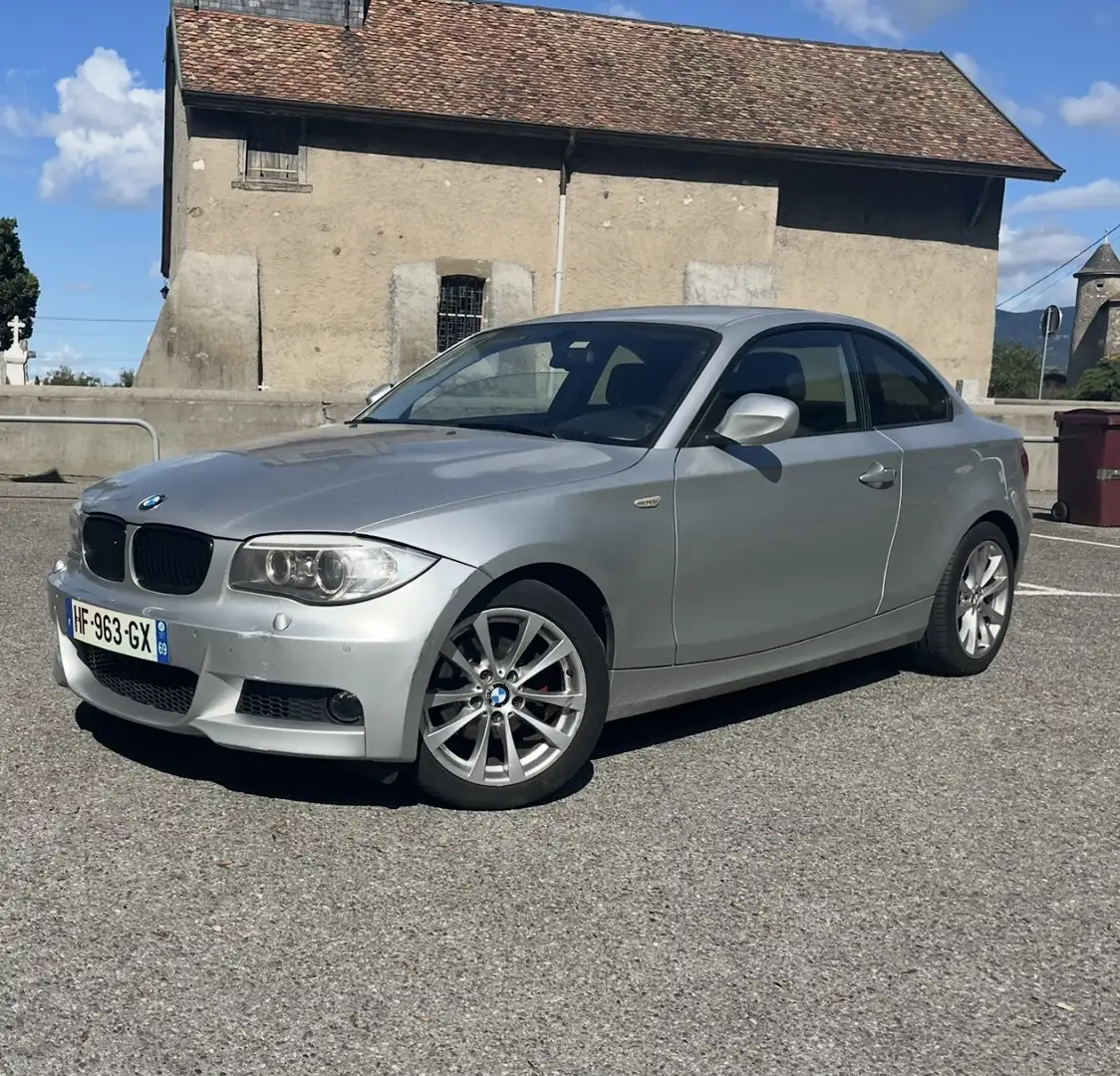 BMW 120 120i 170 ch Confort - 1