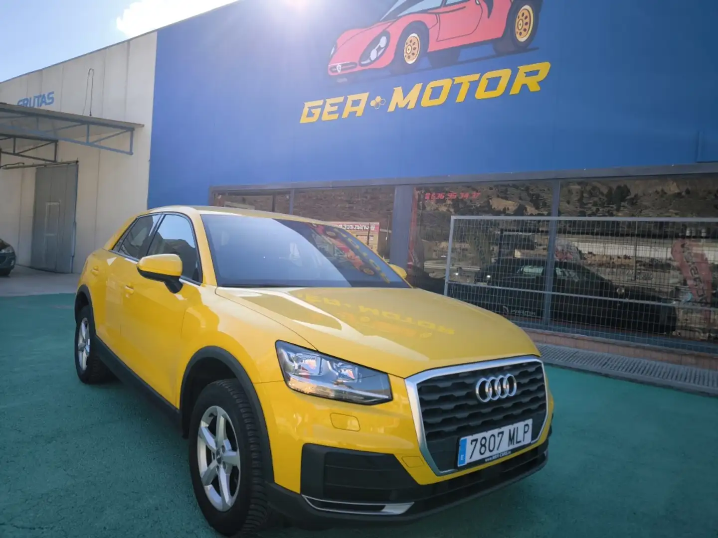 Audi Q2 1.0 TFSI Advanced 85kW Sárga - 1