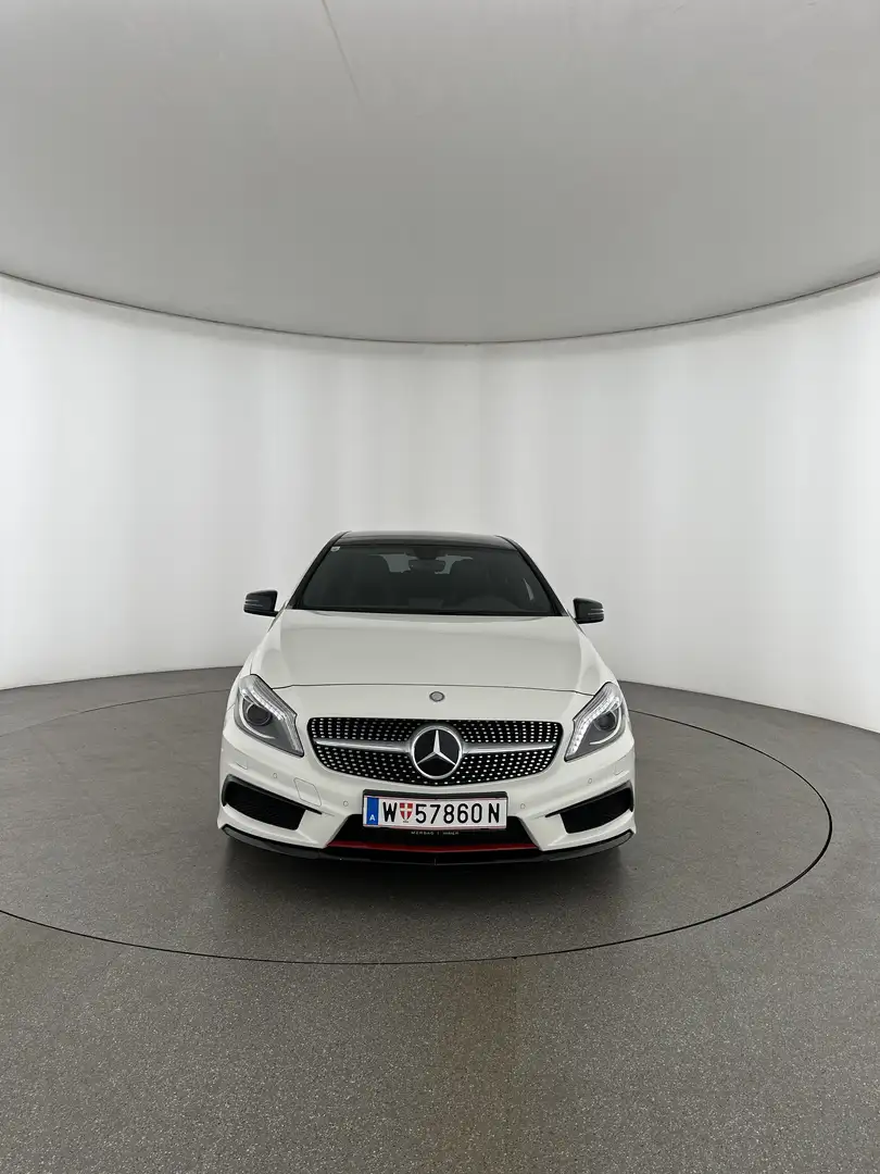 Mercedes-Benz A 250 A250 AMG, line White - 1