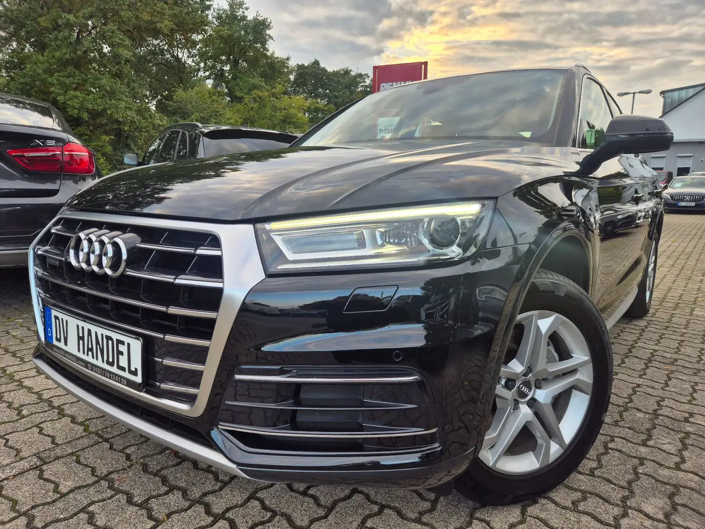 Audi Q5 40 TDI quattro* Virtuelles Cockpit/Navi/PDC* Schwarz - 1