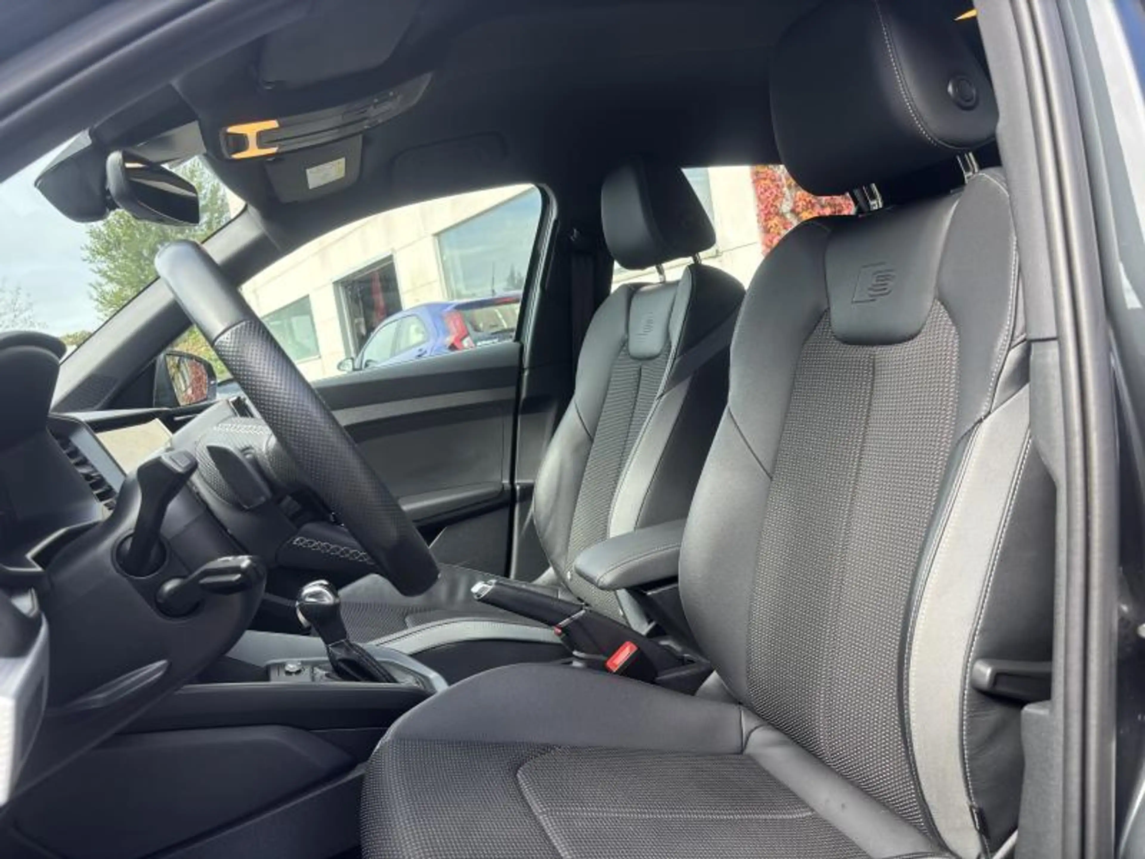 Audi A1 SPORTBACK S-LINE DSG — photo 13