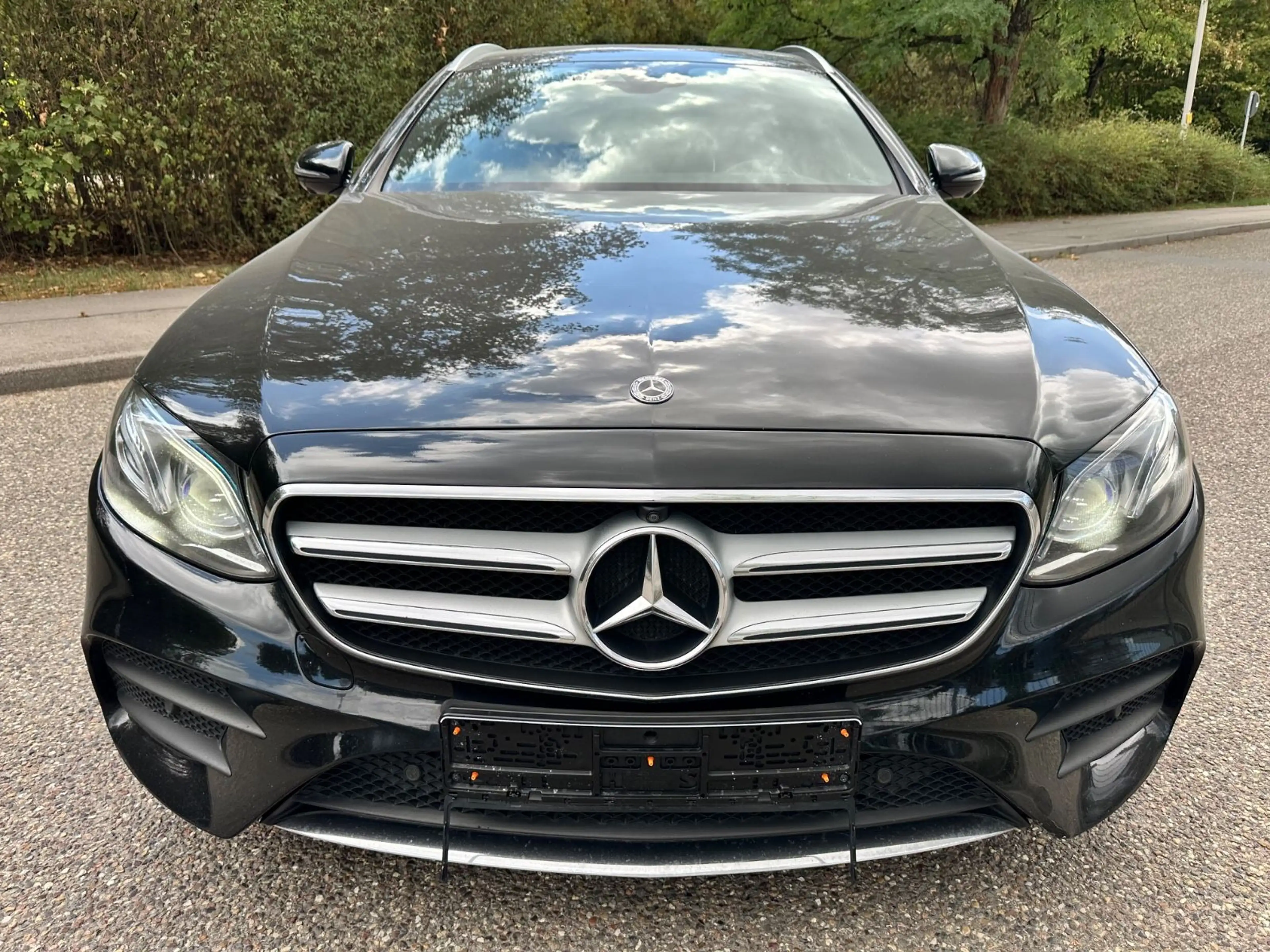 Mercedes-Benz E 250 AMG-LINE LED TÜV Neu HIGH Performance — photo 6