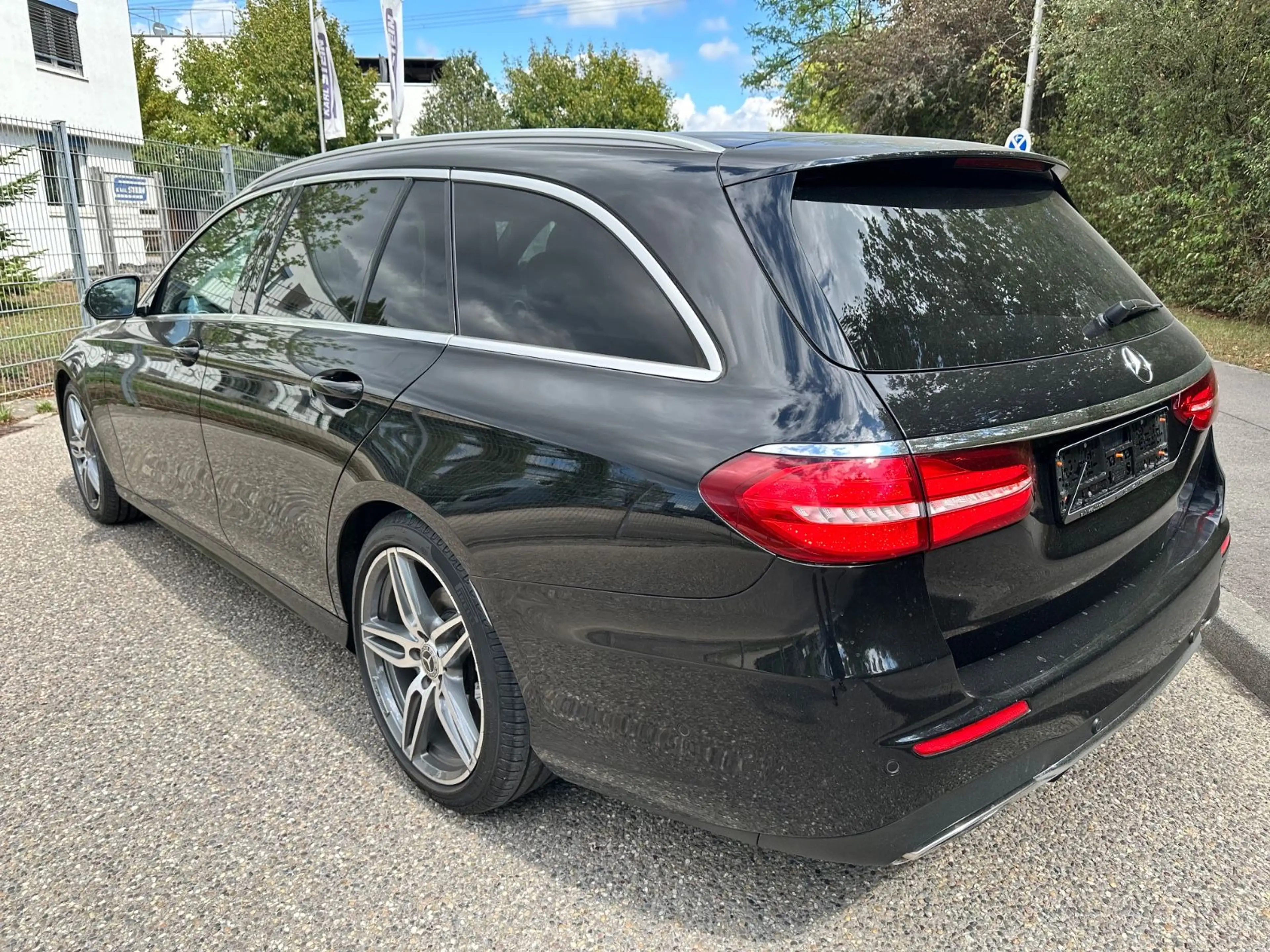 Mercedes-Benz E 250 AMG-LINE LED TÜV Neu HIGH Performance — photo 9