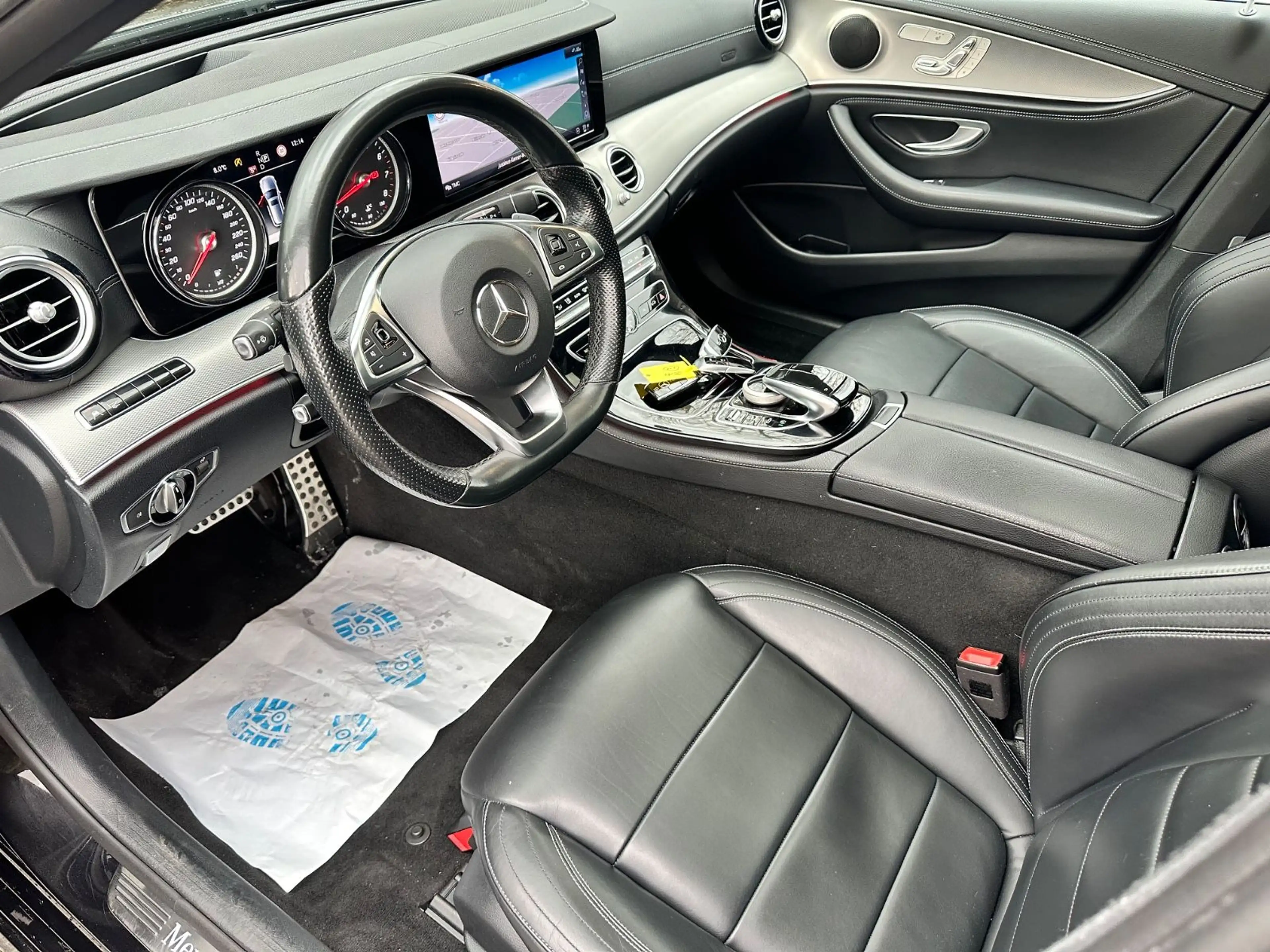 Mercedes-Benz E 250 AMG-LINE LED TÜV Neu HIGH Performance — photo 13