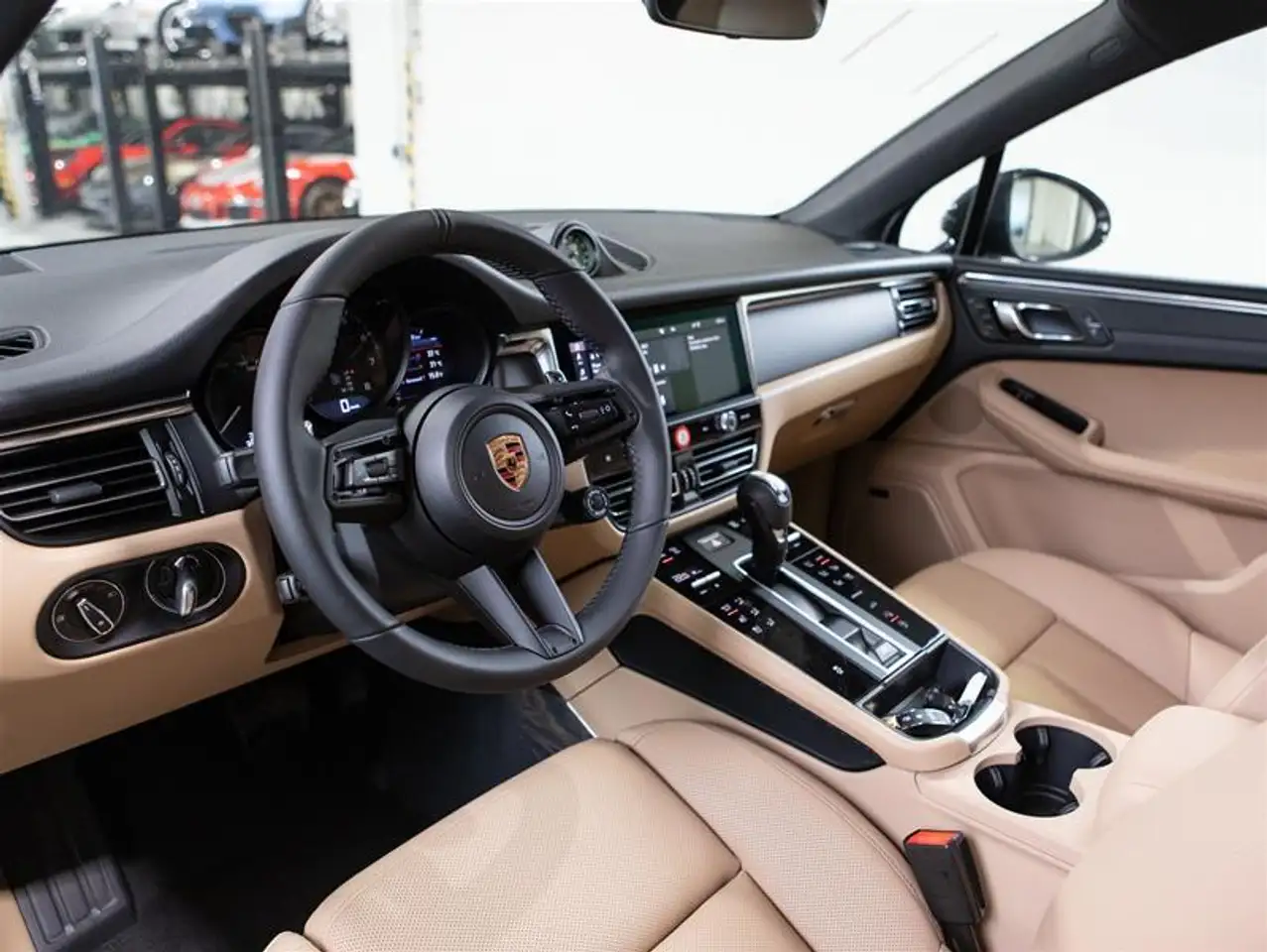 Porsche Macan снимка Porsche Macan