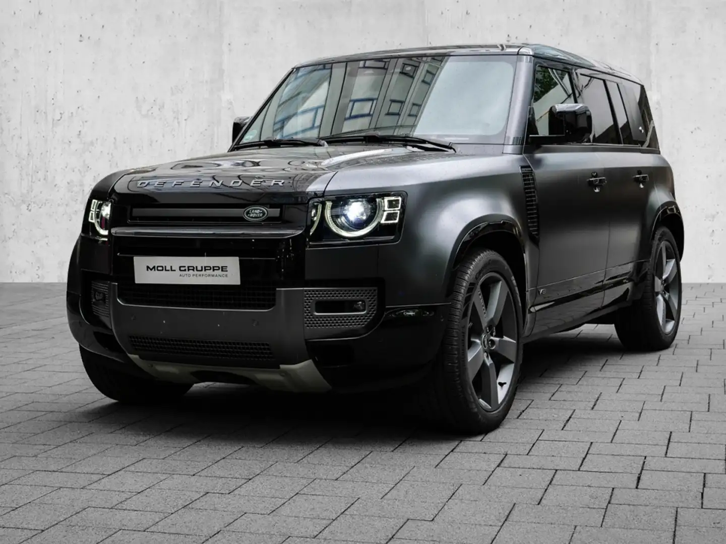 Land Rover Defender 110 5.0 P525 V8 Carpathian LEDER NAVI Grau - 2