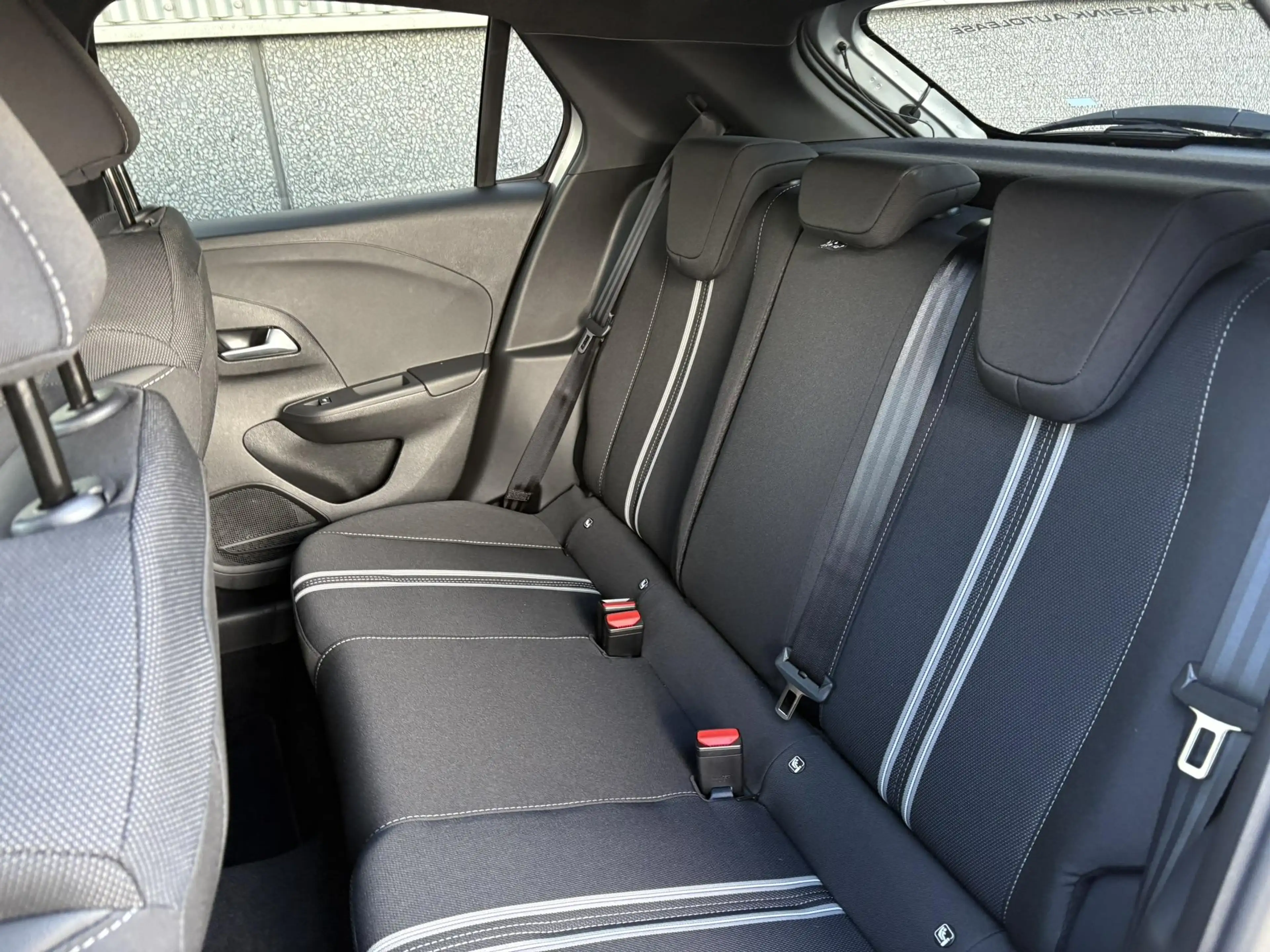 Opel Corsa 1.2 Turbo Hybrid GS — photo 11