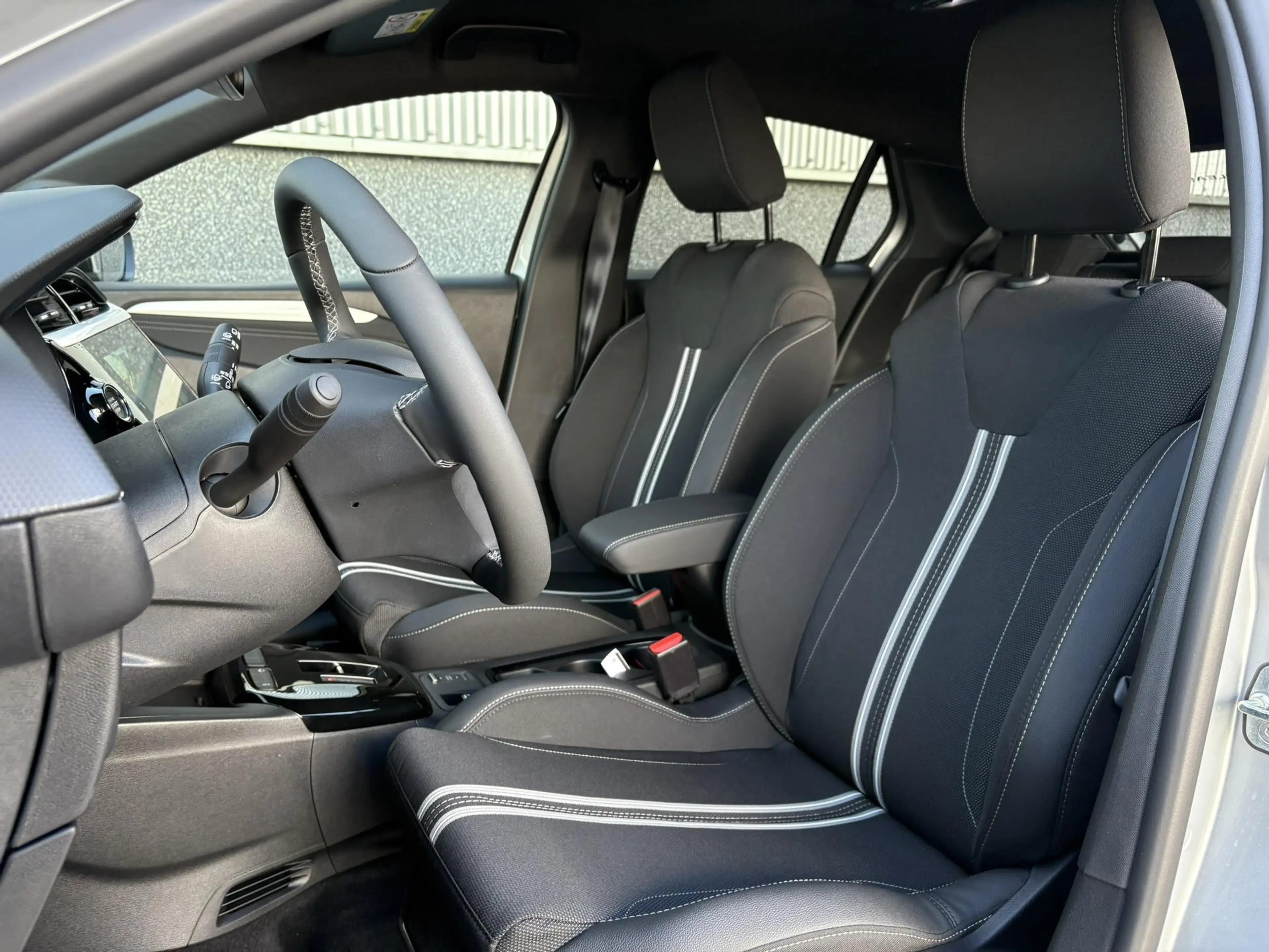 Opel Corsa 1.2 Turbo Hybrid GS — photo 10