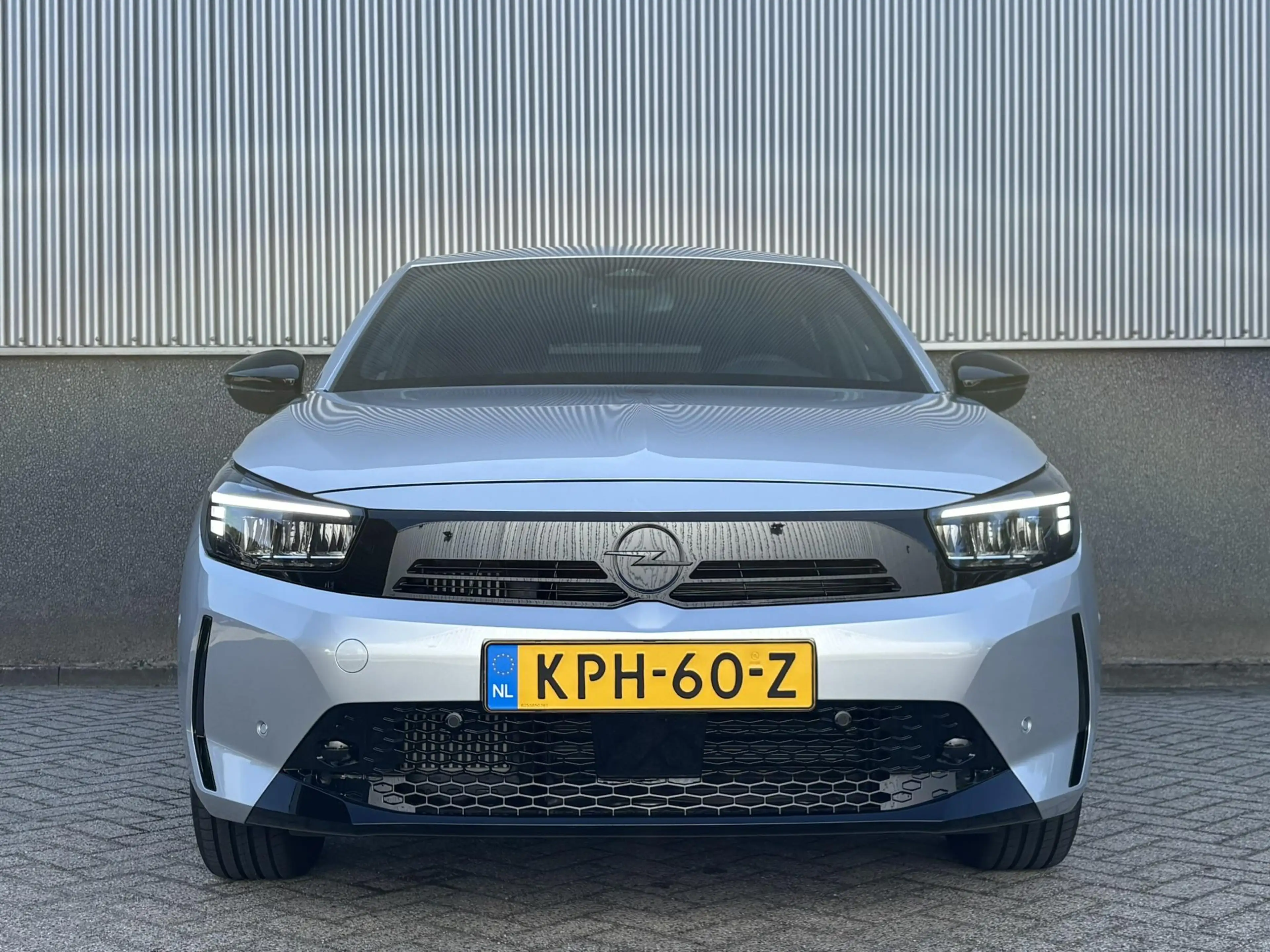 Opel Corsa 1.2 Turbo Hybrid GS — photo 2