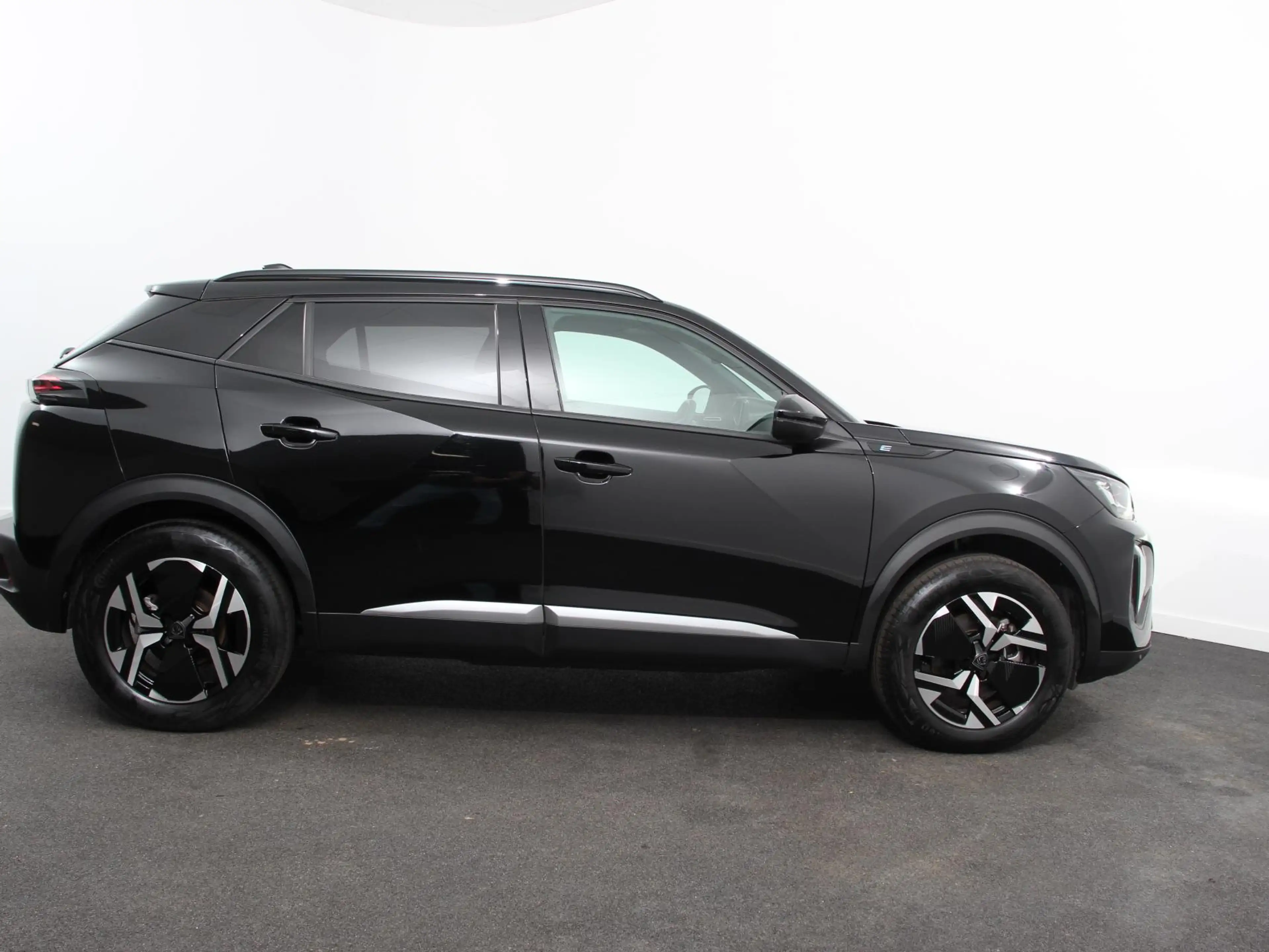 Peugeot e-2008 EV Allure Pack 54 kWh Navigatie Apple Carplay/Andr — photo 7