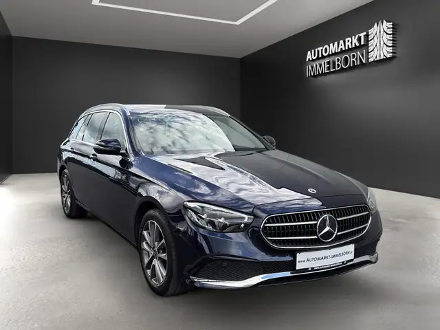 Mercedes-Benz E 200 VollLeder*7Sitzer*LED*Navi*DAB*MBUX*1Hand