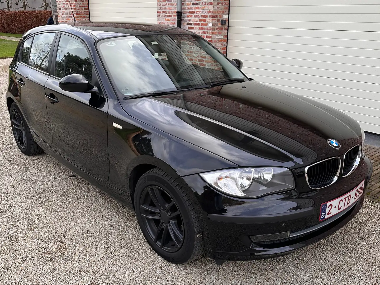BMW 116 116i Noir - 1