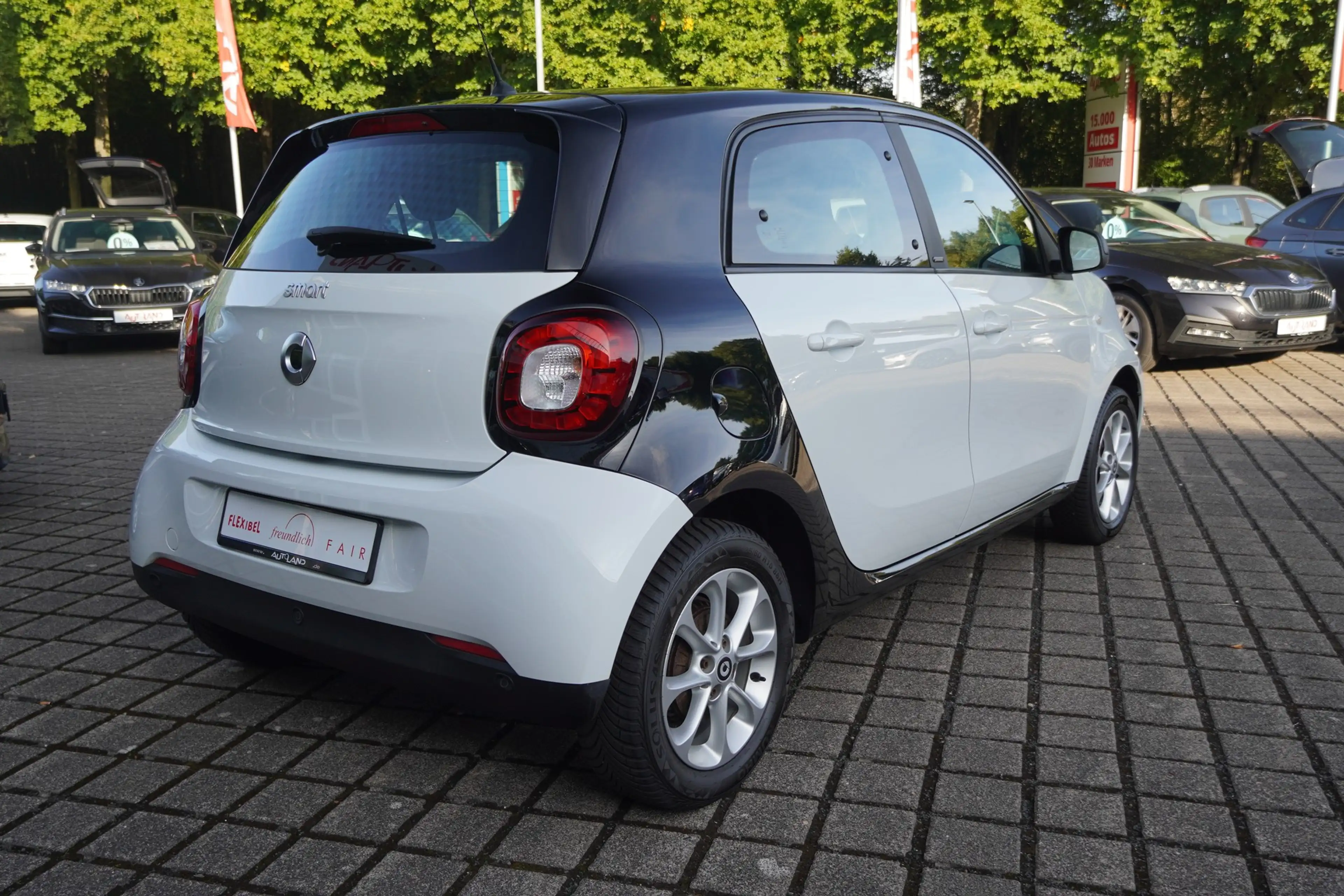 smart forFour Forfour 1.0 Passion Klima Sitzheizung Tempomat — photo 6