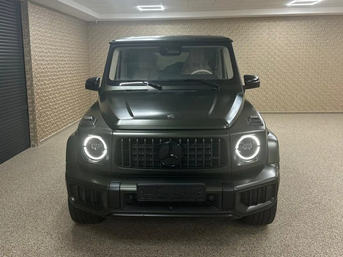 Mercedes-Benz G 63 AMG Verde - 1