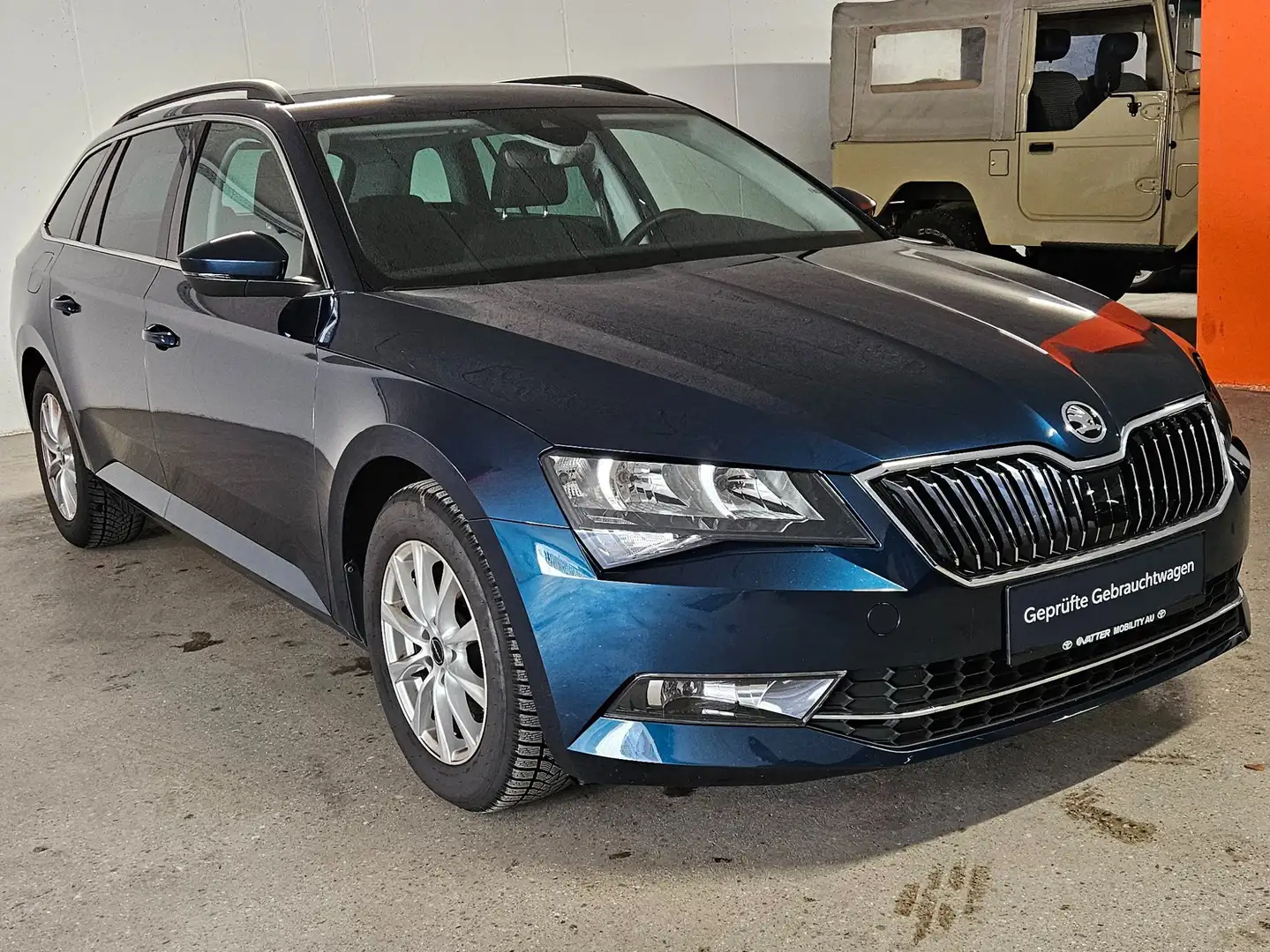 Skoda Superb Ambition Blau - 1