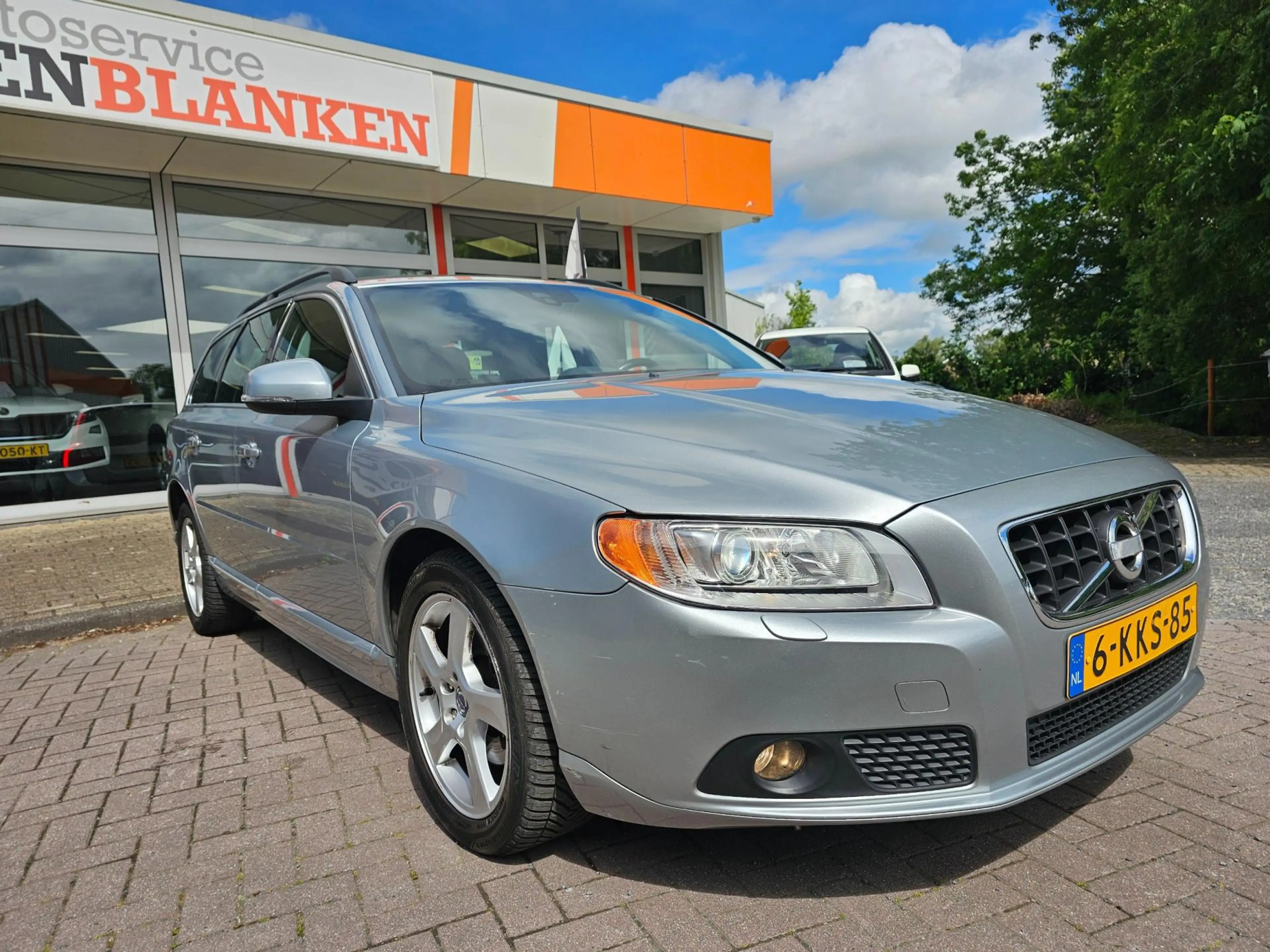 Volvo V70 1.6 T4 Nordic Automaat BJ.2013 / Navi / Leder / Xe — photo 3