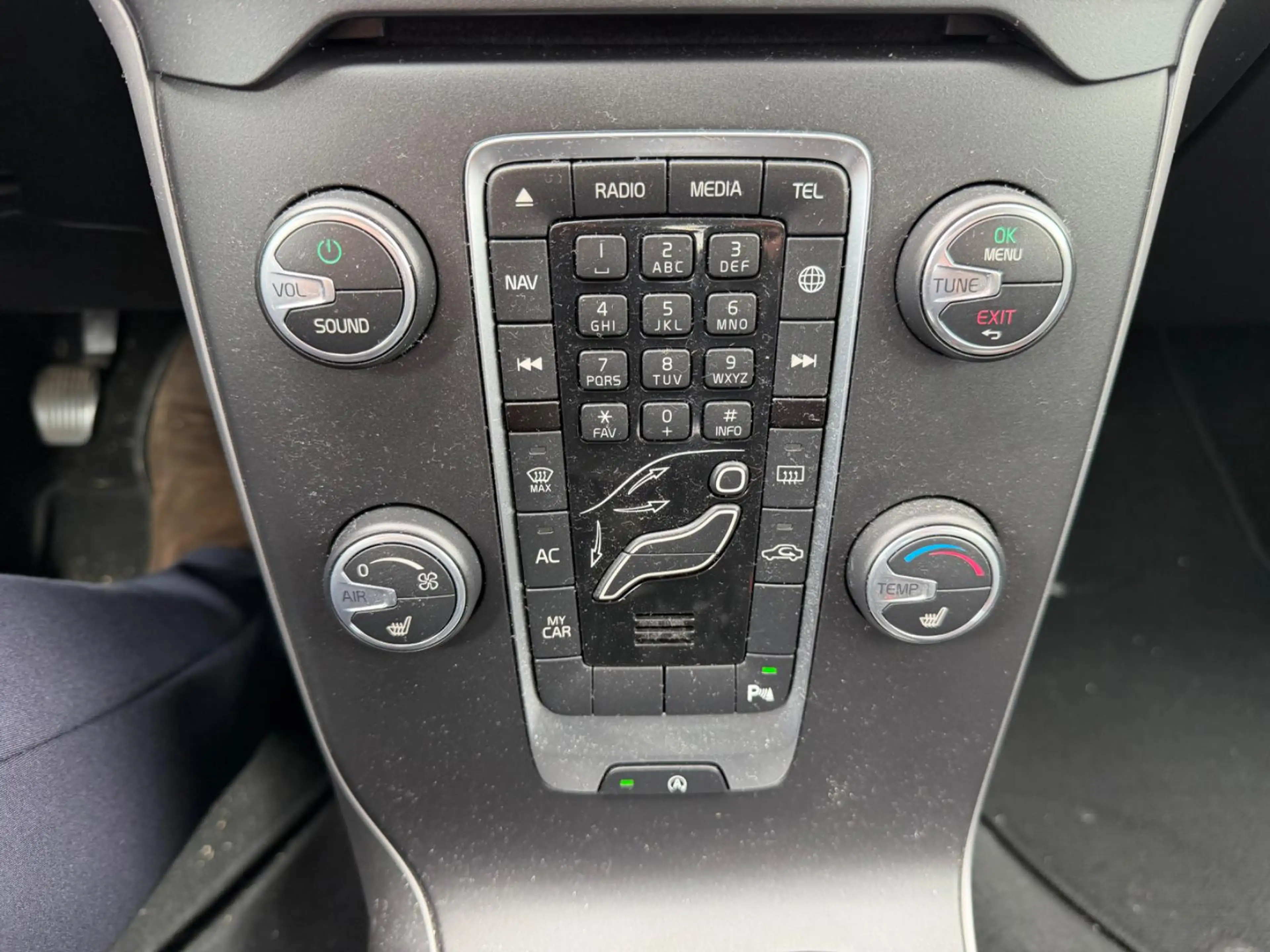 Volvo V40 2.0 T3 Inscription | Stoelverwarming | Achteruitri — photo 5