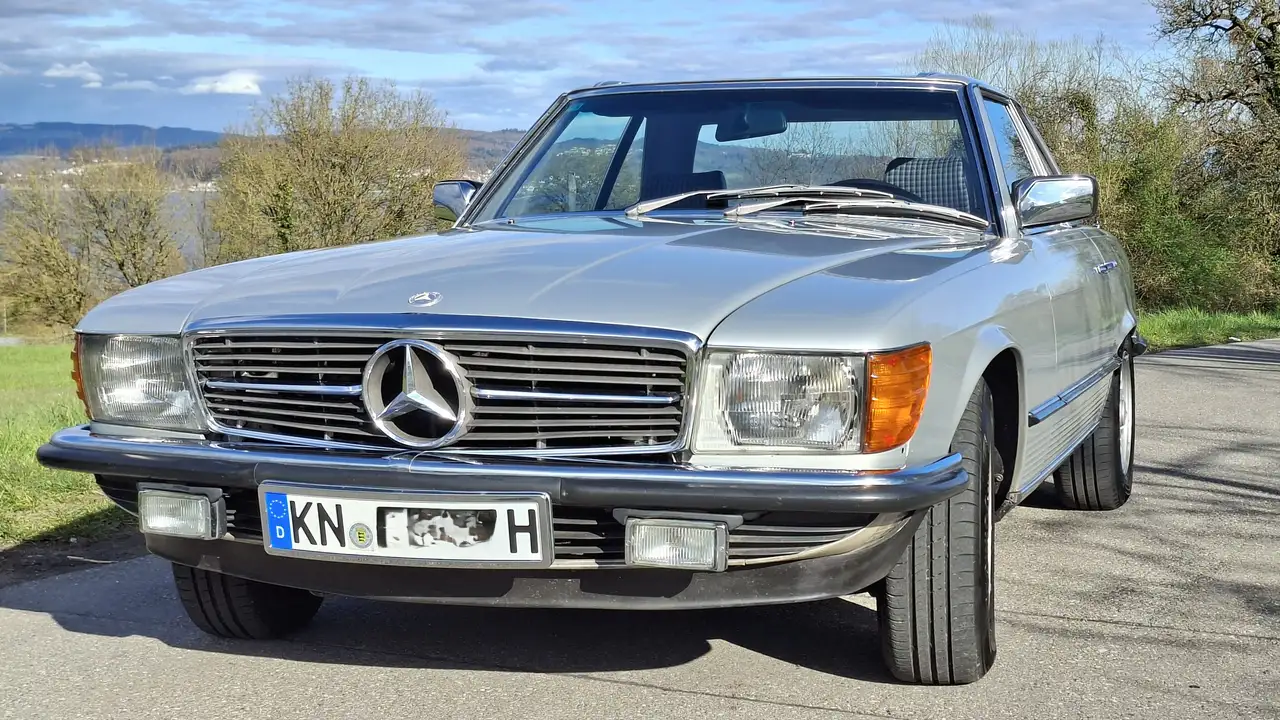 Mercedes-Benz SL 280, foto 1