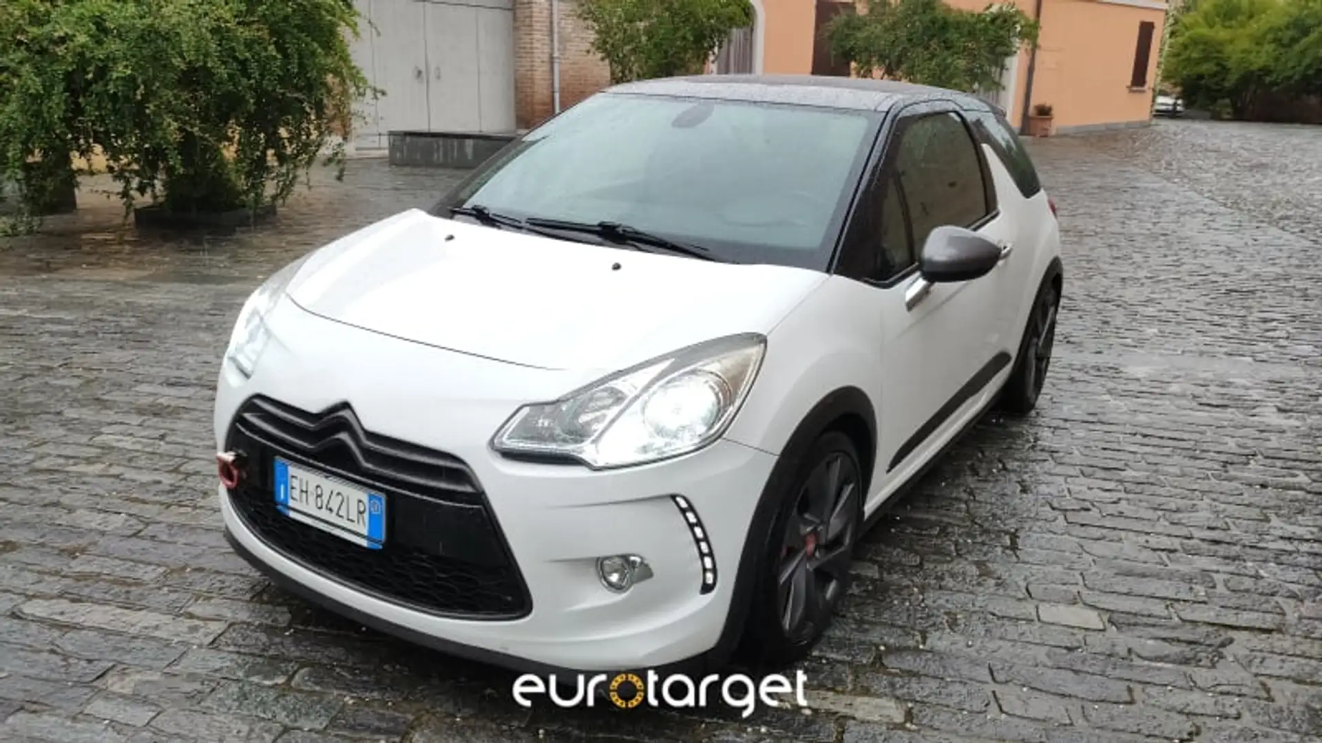 DS Automobiles DS 3 1.6 THP 200 Racing Blanc - 1
