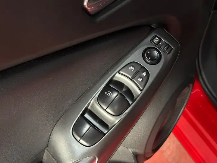 Nissan Juke 2025, foto 26