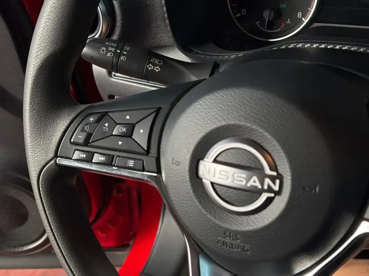 Nissan Juke 2025, foto 28