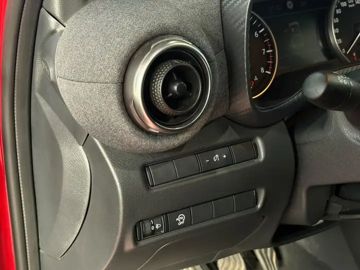 Nissan Juke 2025, foto 24