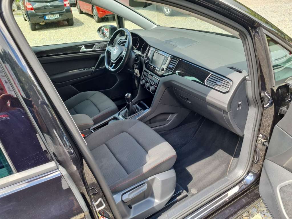 Volkswagen Golf Sportsvan