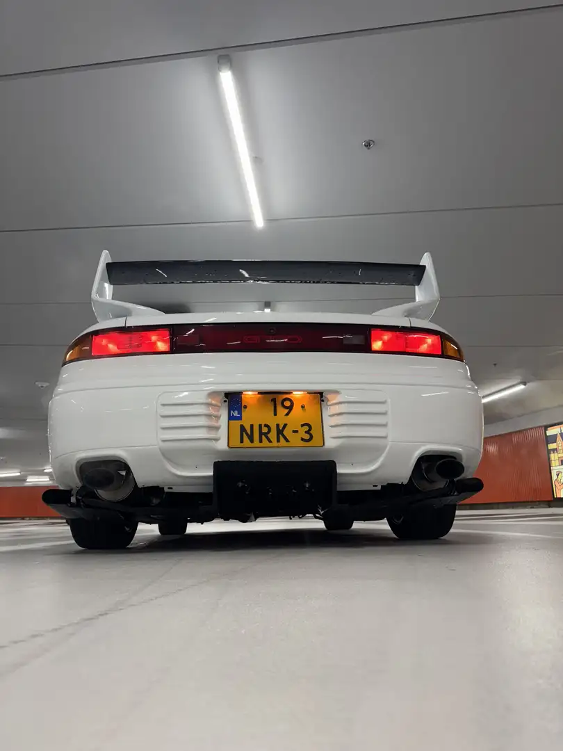 Mitsubishi 3000 GT 3.0 V6 Rojo - 2