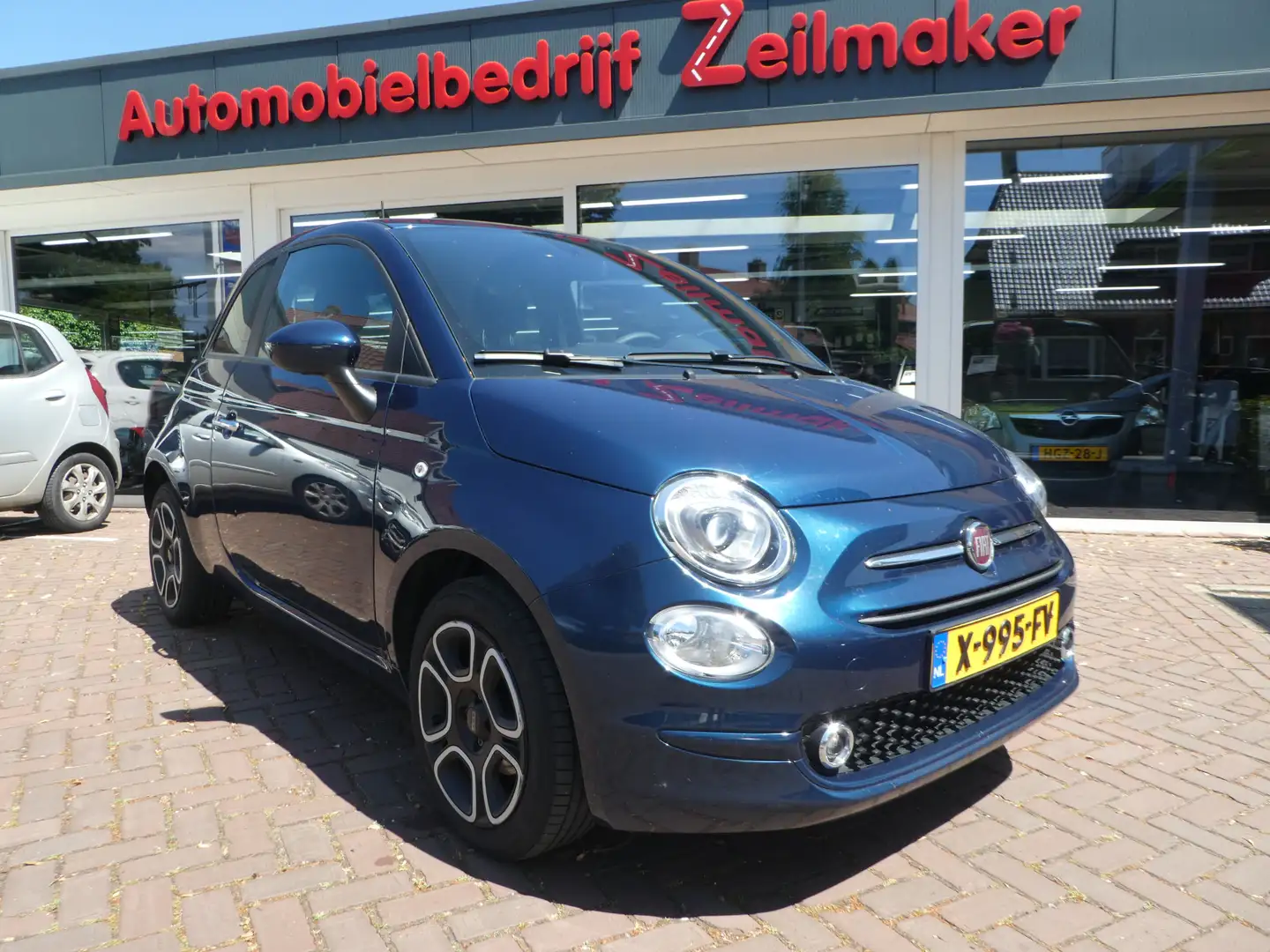 Fiat 500 1.0 Hybrid Club Cruise Control, Clima, Pdc achter, Azul - 1