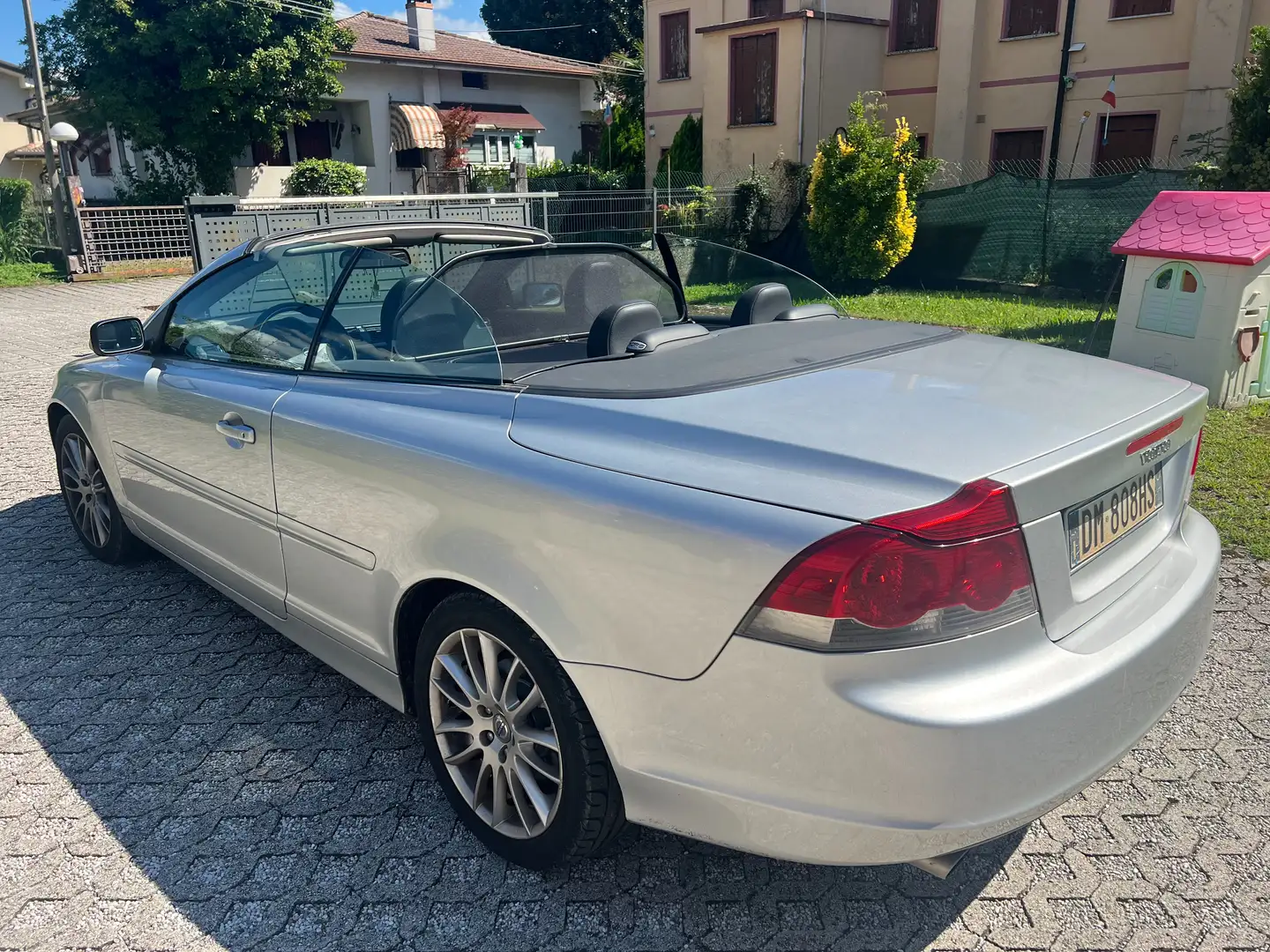 Volvo C70 C70 II 2005 Coupe 2.4 d5 Momentum auto Argento - 2