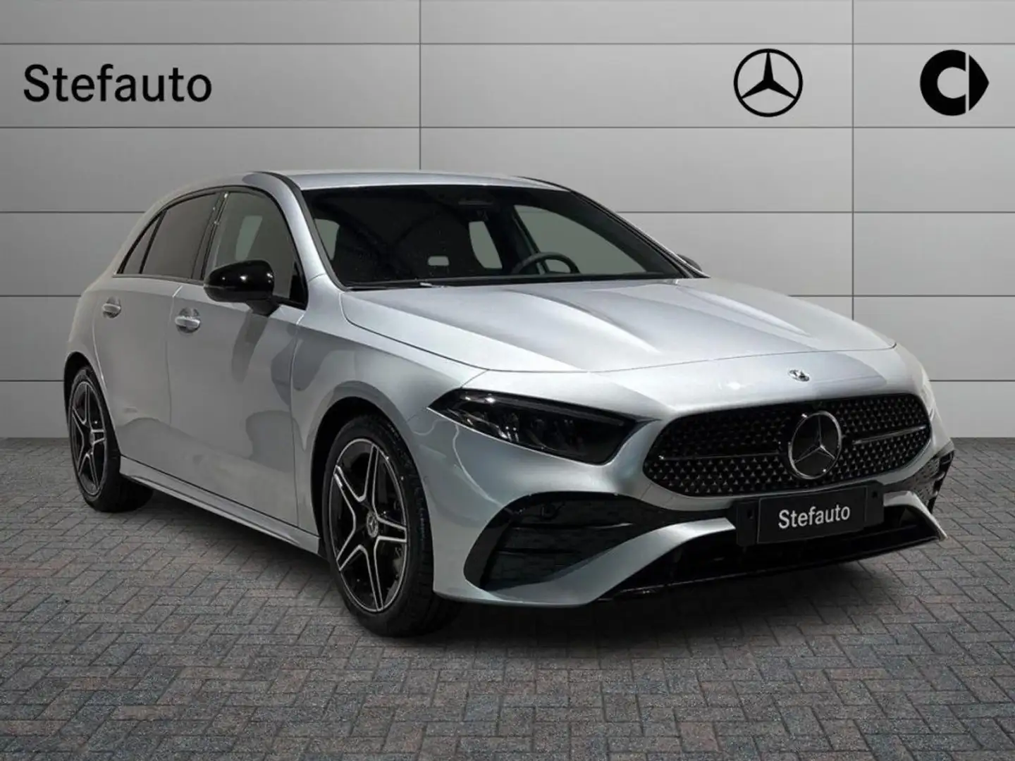 Mercedes-Benz A 180 d Automatic AMG Line Advanced Argento - 1