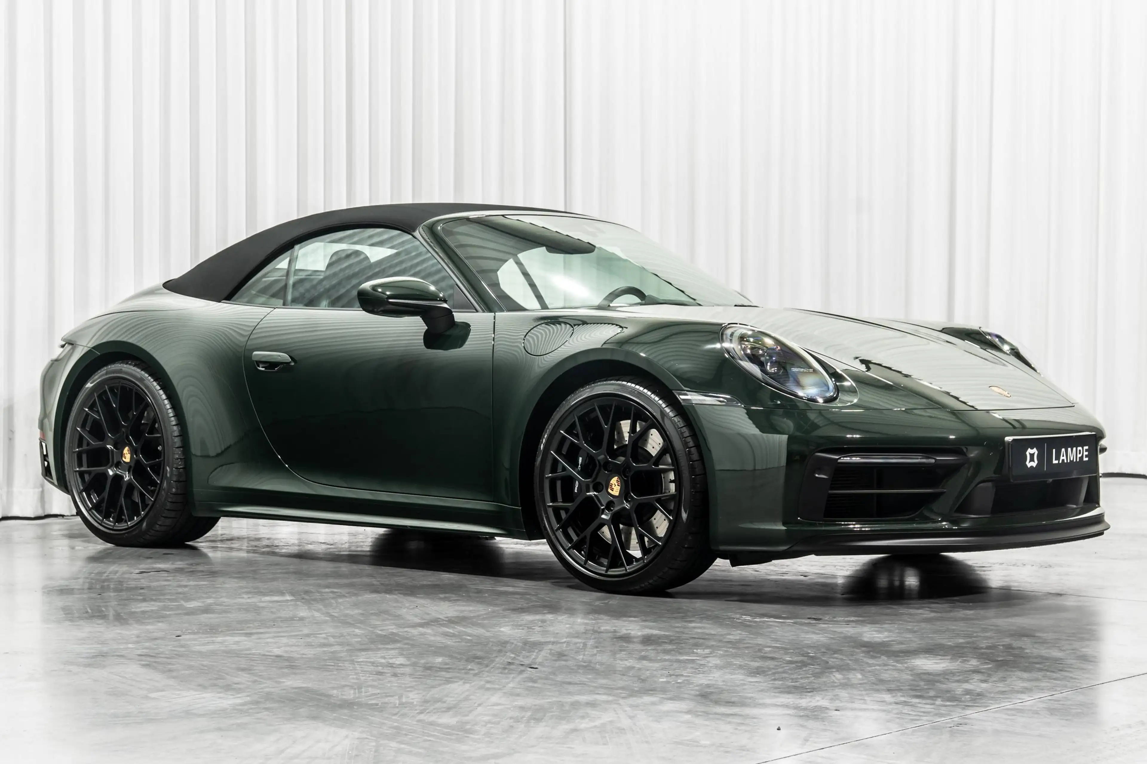 Porsche 911 992.1 Carrera GTS Cabriolet PTS Brewster Green BOSE Achterassturing — photo 10